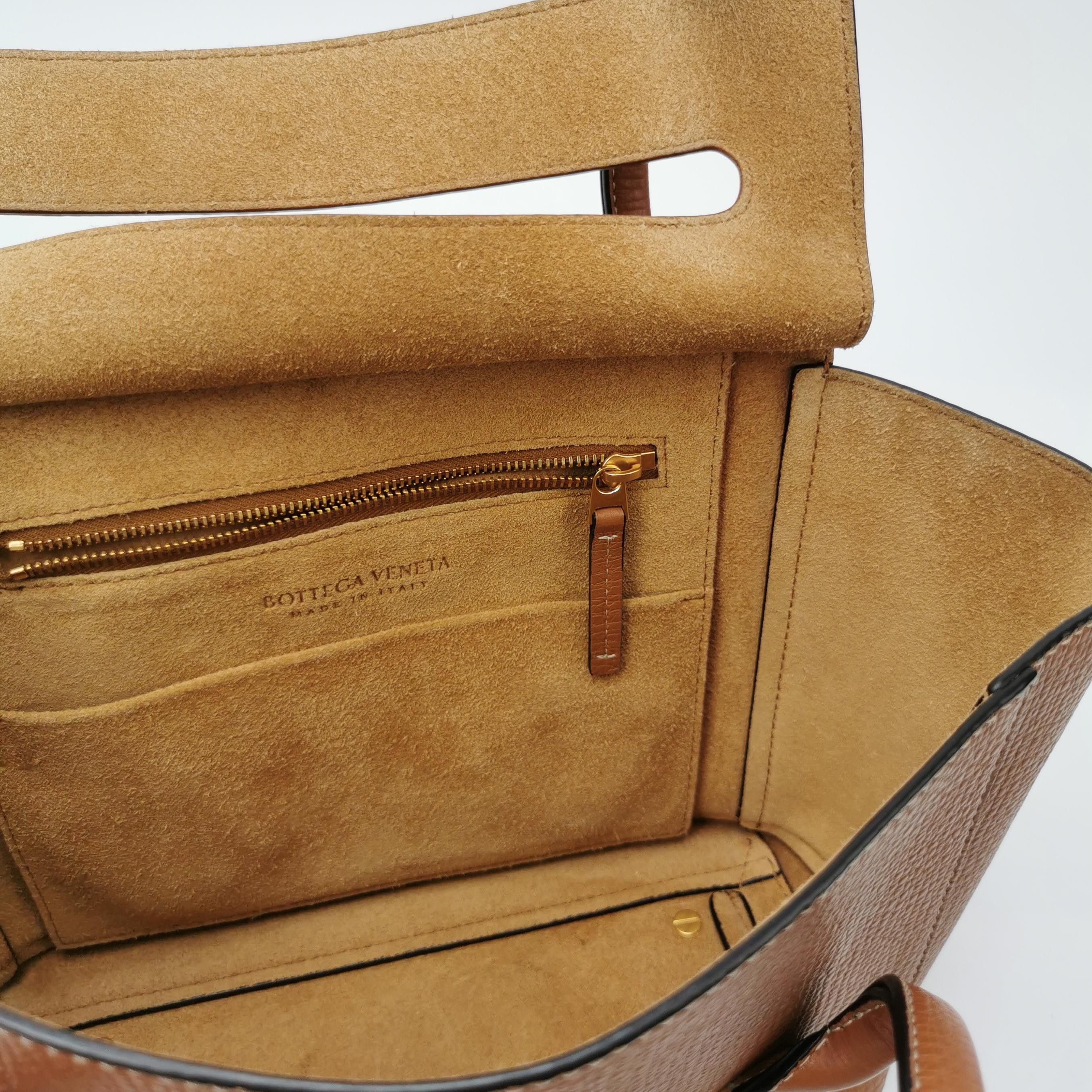 Bottega Veneta Bottega Veneta Women os Shoulder Bags Size ONE SIZE - 8 Thumbnail