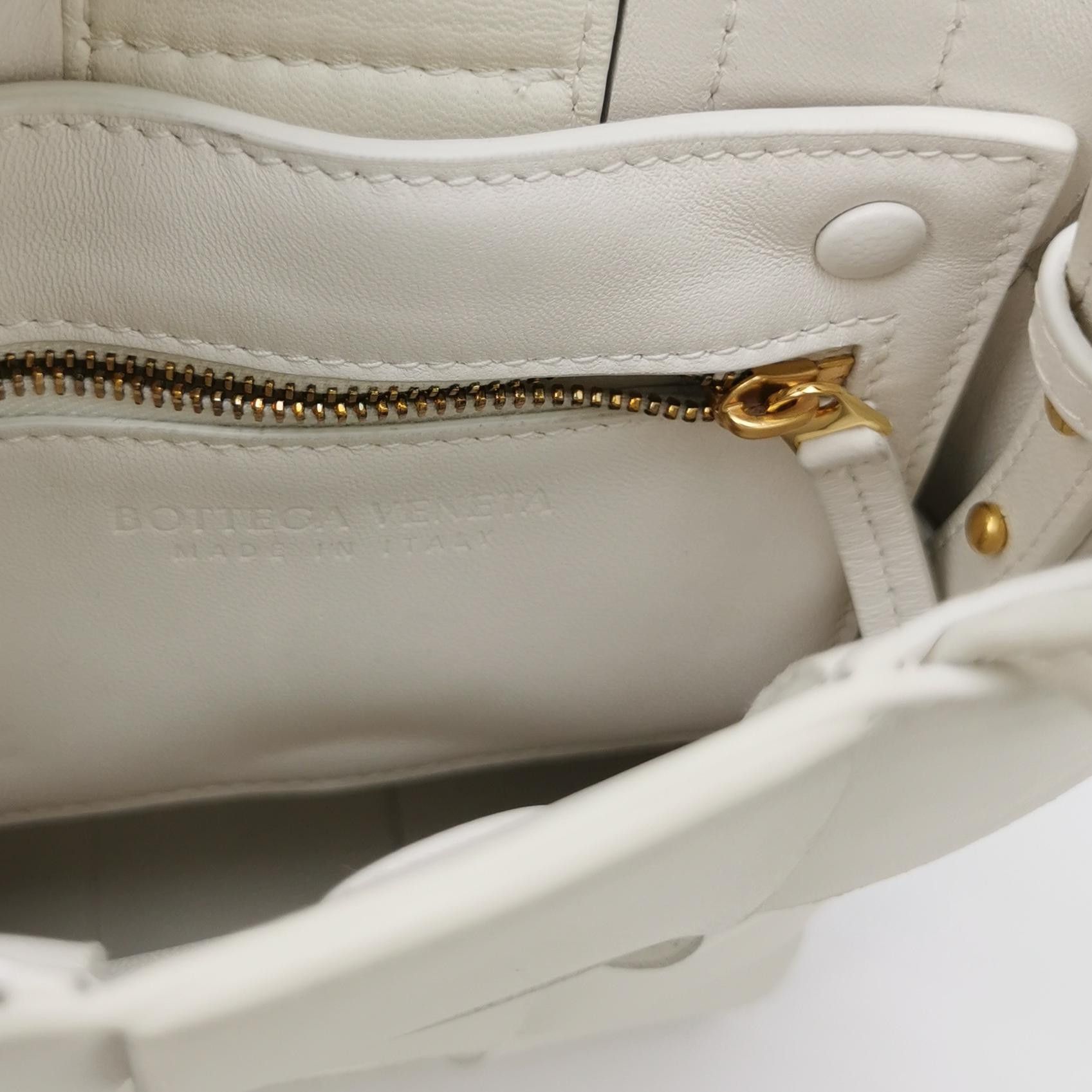 Bottega Veneta Bottega Veneta Women os Shoulder Bags Size ONE SIZE - 8 Thumbnail