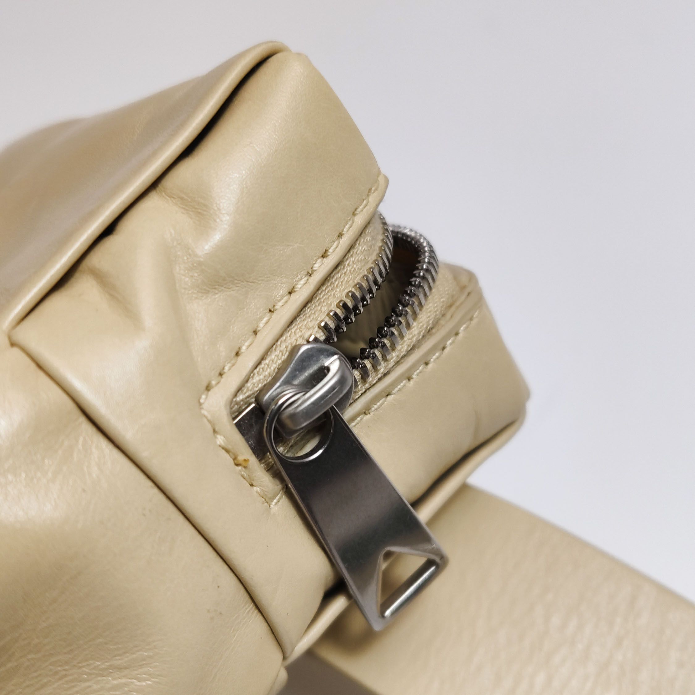 Bottega Veneta Bottega Veneta Women os Belt Bags Size ONE SIZE - 14 Thumbnail