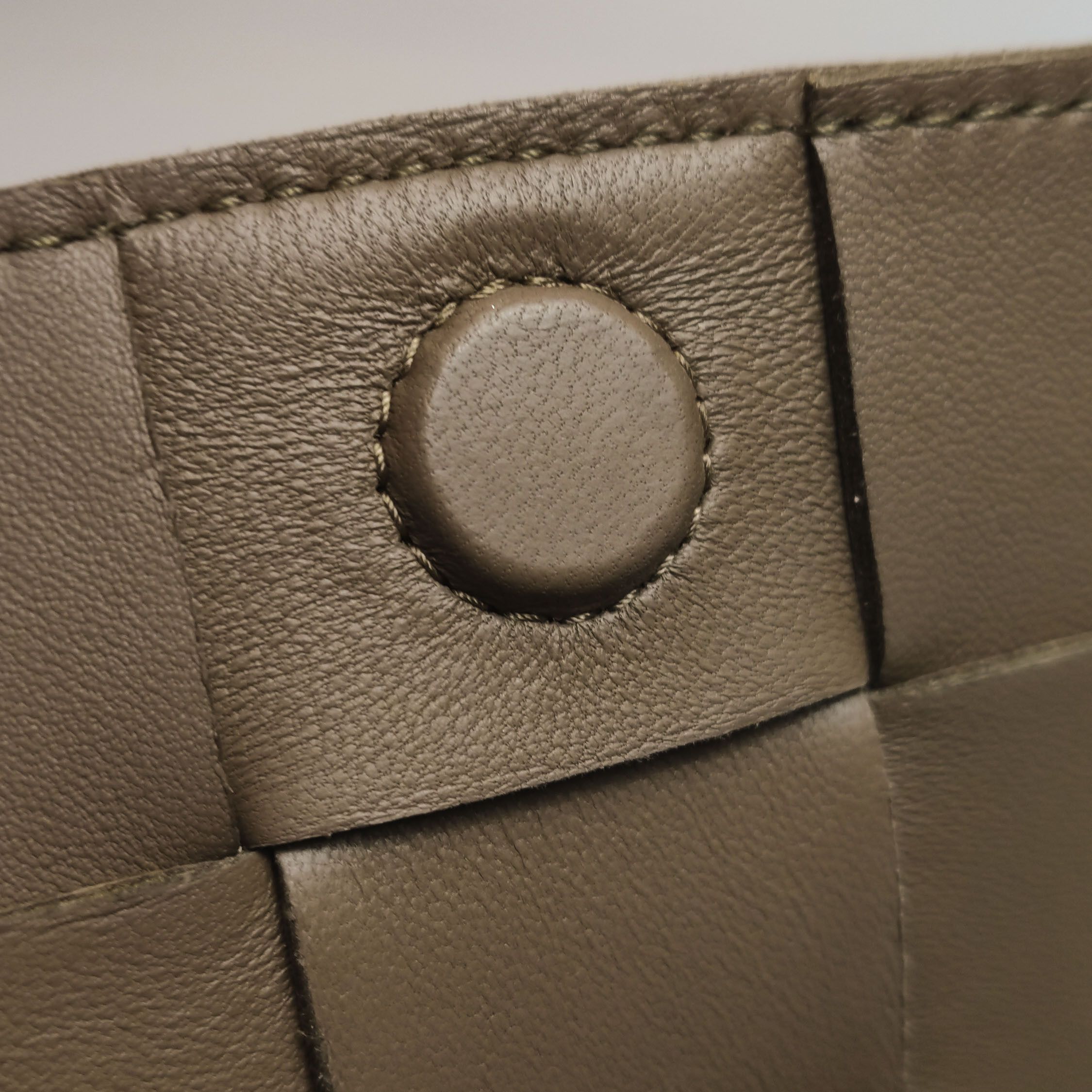 Bottega Veneta Bottega Veneta Women os Shoulder Bags Size ONE SIZE - 10 Thumbnail