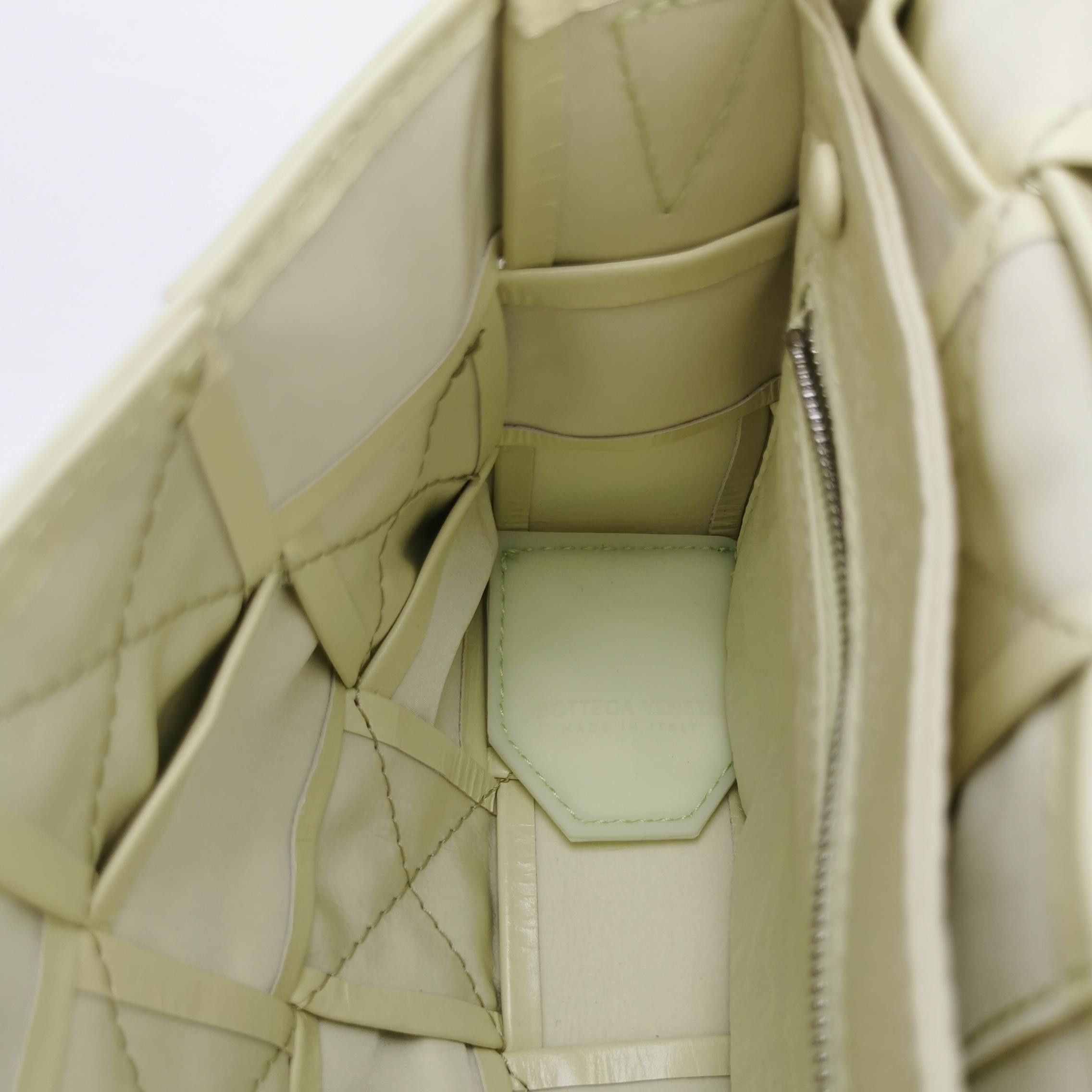 Bottega Veneta Bottega Veneta Women os Shoulder Bags Size ONE SIZE - 8 Thumbnail