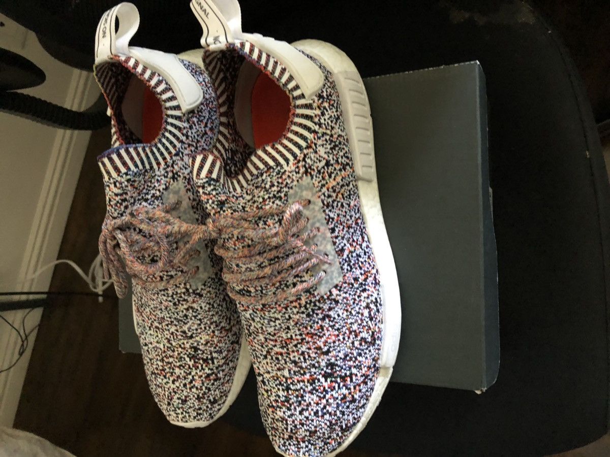 Men's Adidas NMD_R1 PK BW1126 US 10 Static Rainbow used