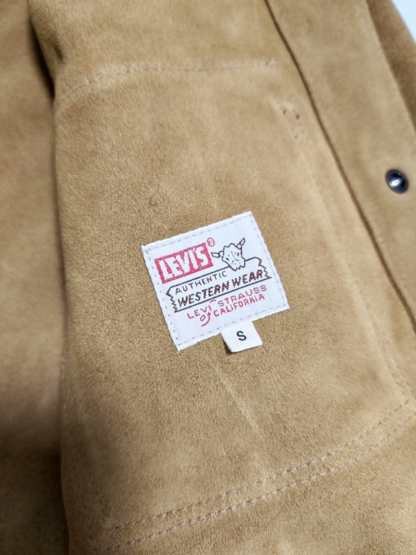 Levi's Levi's A Complete Unknown Suede Jacket Size S Size US S / EU 44-46 / 1 - 7 Thumbnail