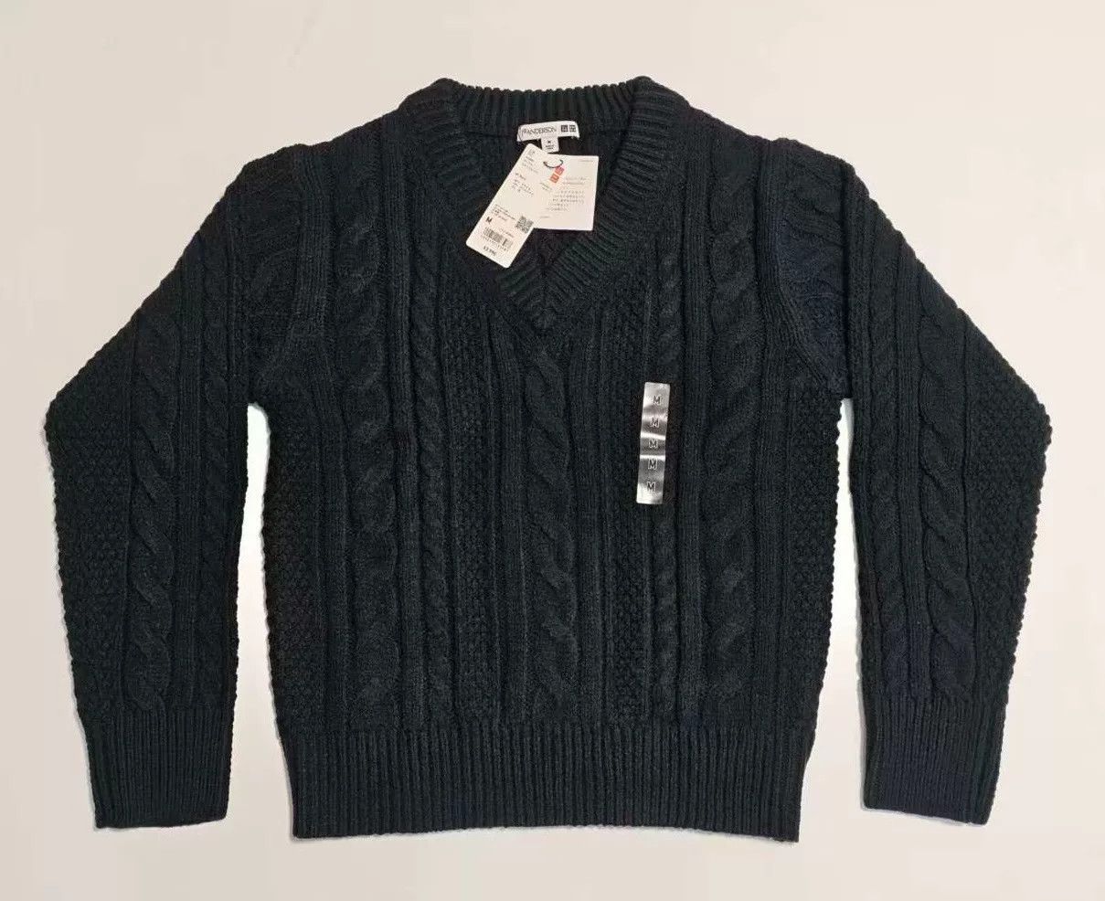 Uniqlo J.W. Anderson x Uniqlo Cable Knit Sweater Size M Size M / US 6-8 / IT 42-44 - 2 Thumbnail