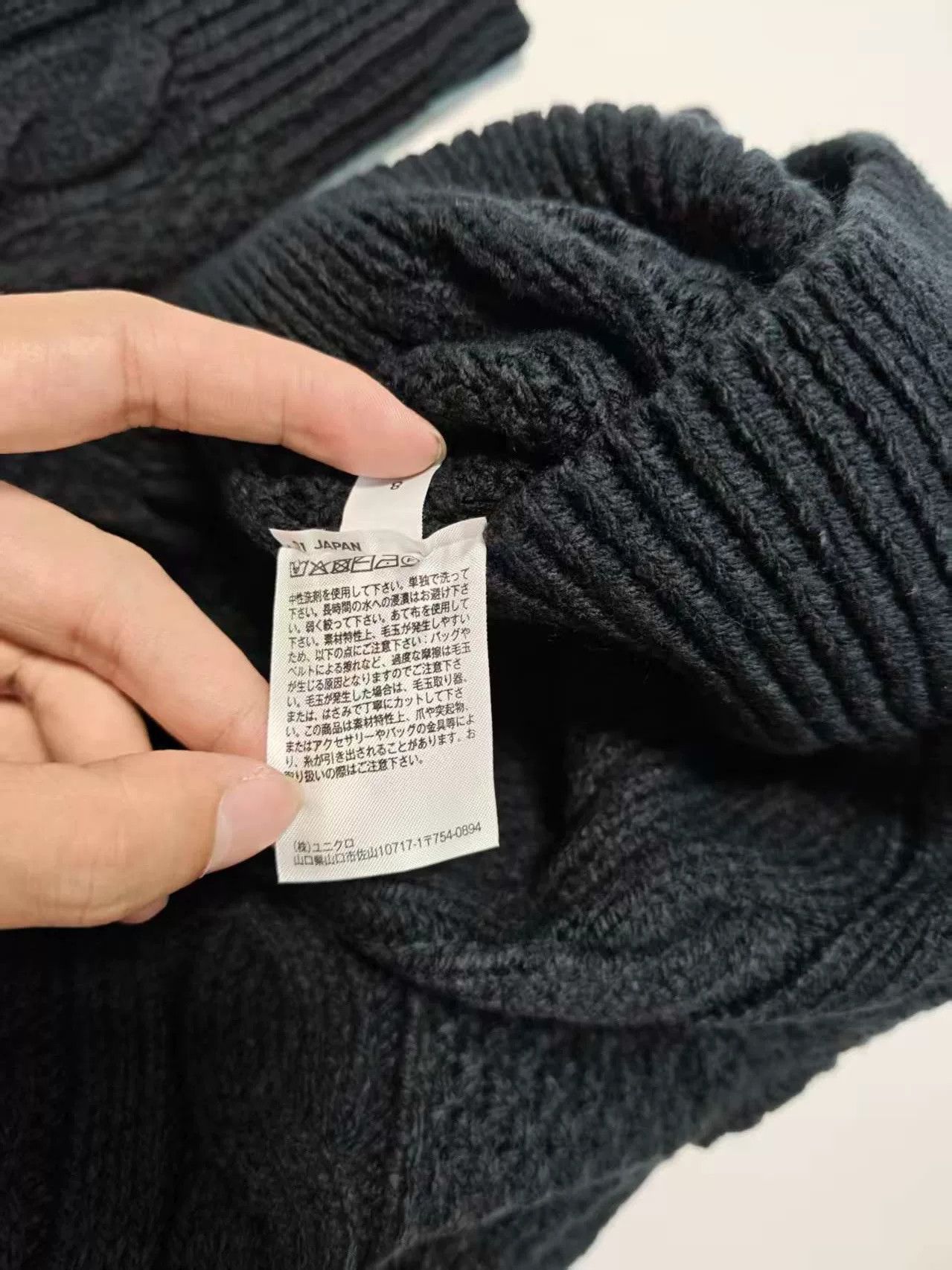 Uniqlo J.W. Anderson x Uniqlo Cable Knit Sweater Size M Size M / US 6-8 / IT 42-44 - 7 Thumbnail