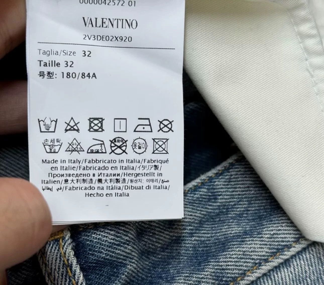 Valentino Valentino Washed Denim Jeans Size 32 Size US 32 / EU 48 - 5 Thumbnail
