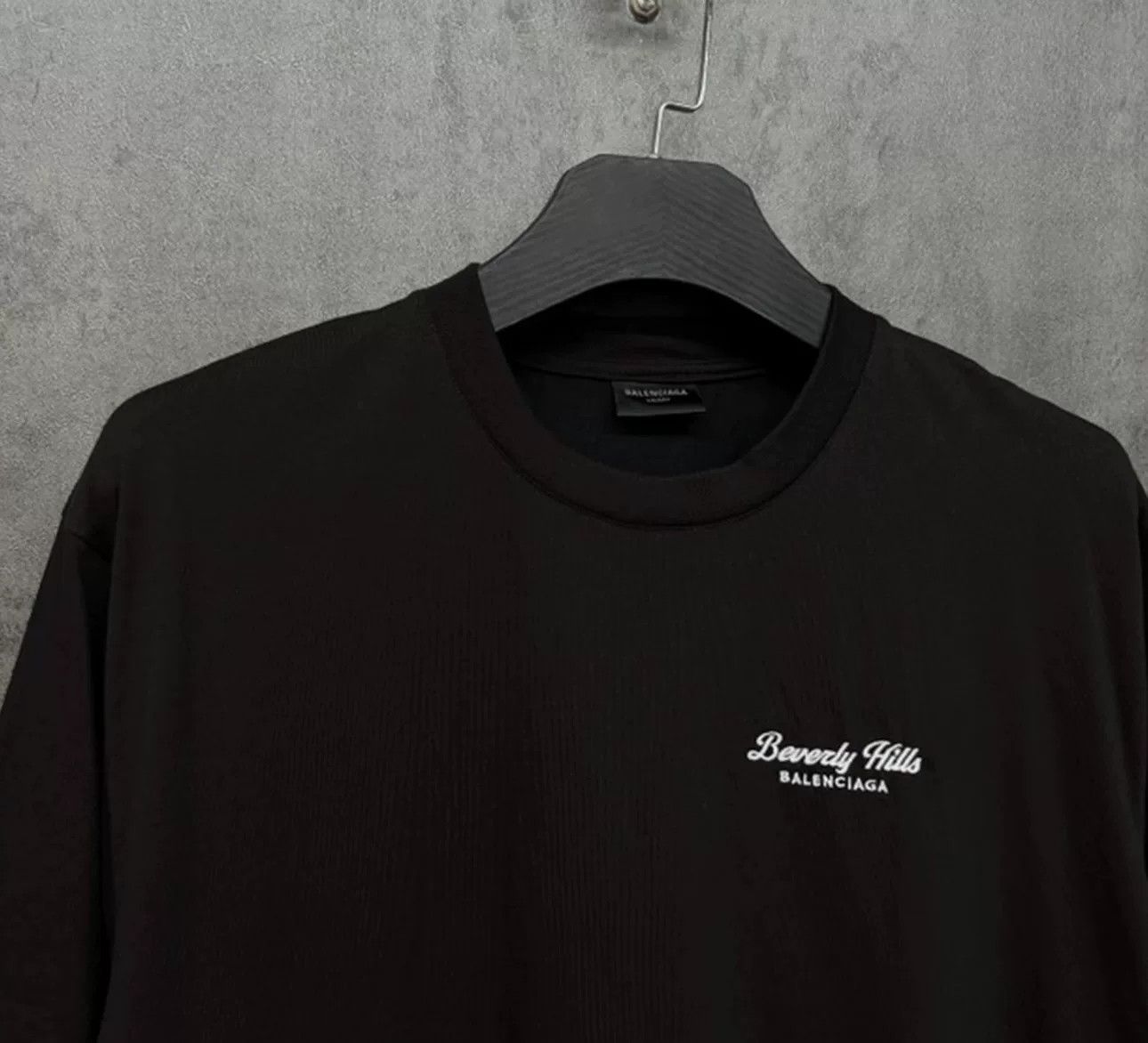 Balenciaga Balenciaga Beverly Hills Embroidered T-Shirt Size S Size US S / EU 44-46 / 1 - 3 Thumbnail