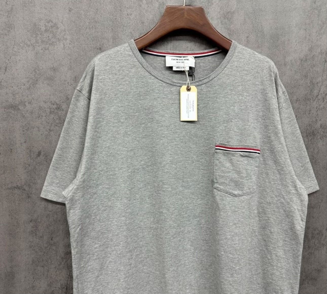 Thom Browne Thom Browne Pocket T-Shirt Size 5 Size US XXL / EU 58 / 5 - 3 Thumbnail