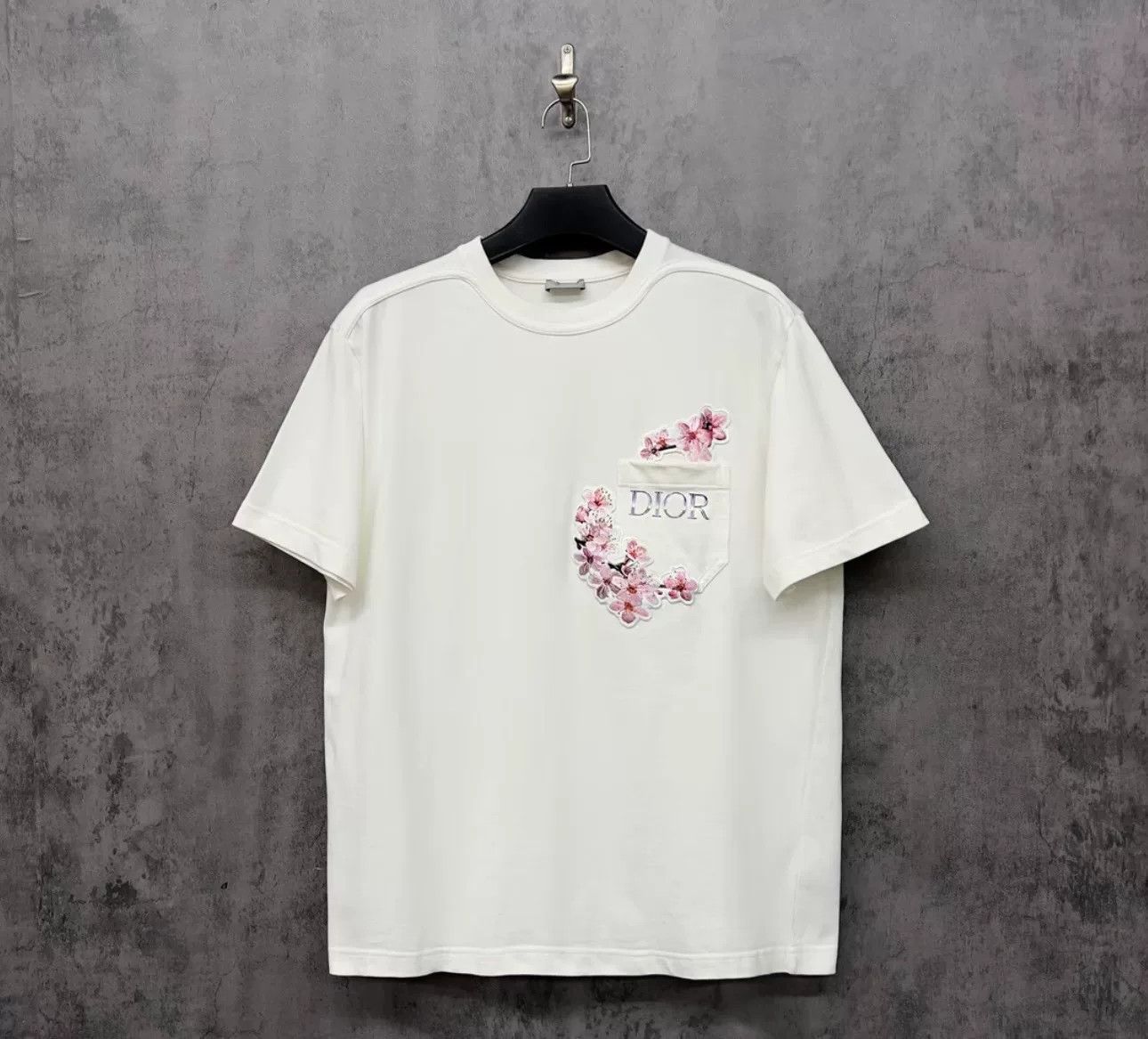 Dior Dior Cherry Blossom Embroidered T-Shirt Size XL Size US XL / EU 56 / 4 - 2 Thumbnail