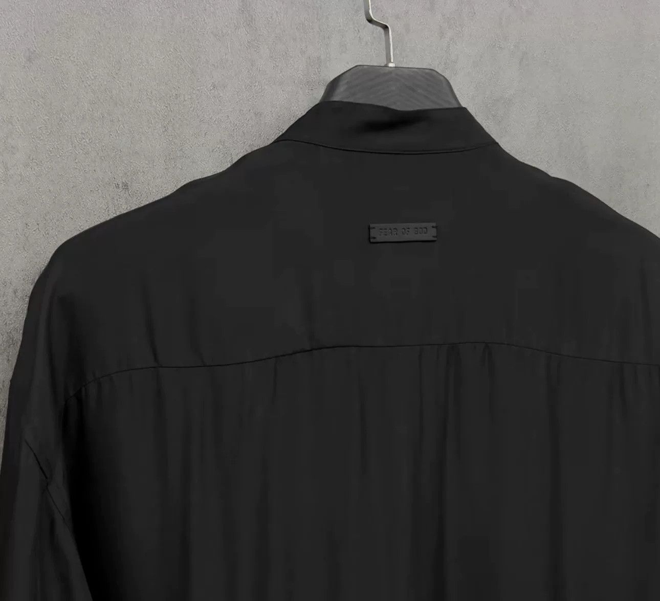 Fear of God Fear of God Leather Patch Henley Shirt Size L Size US L / EU 52-54 / 3 - 4 Thumbnail