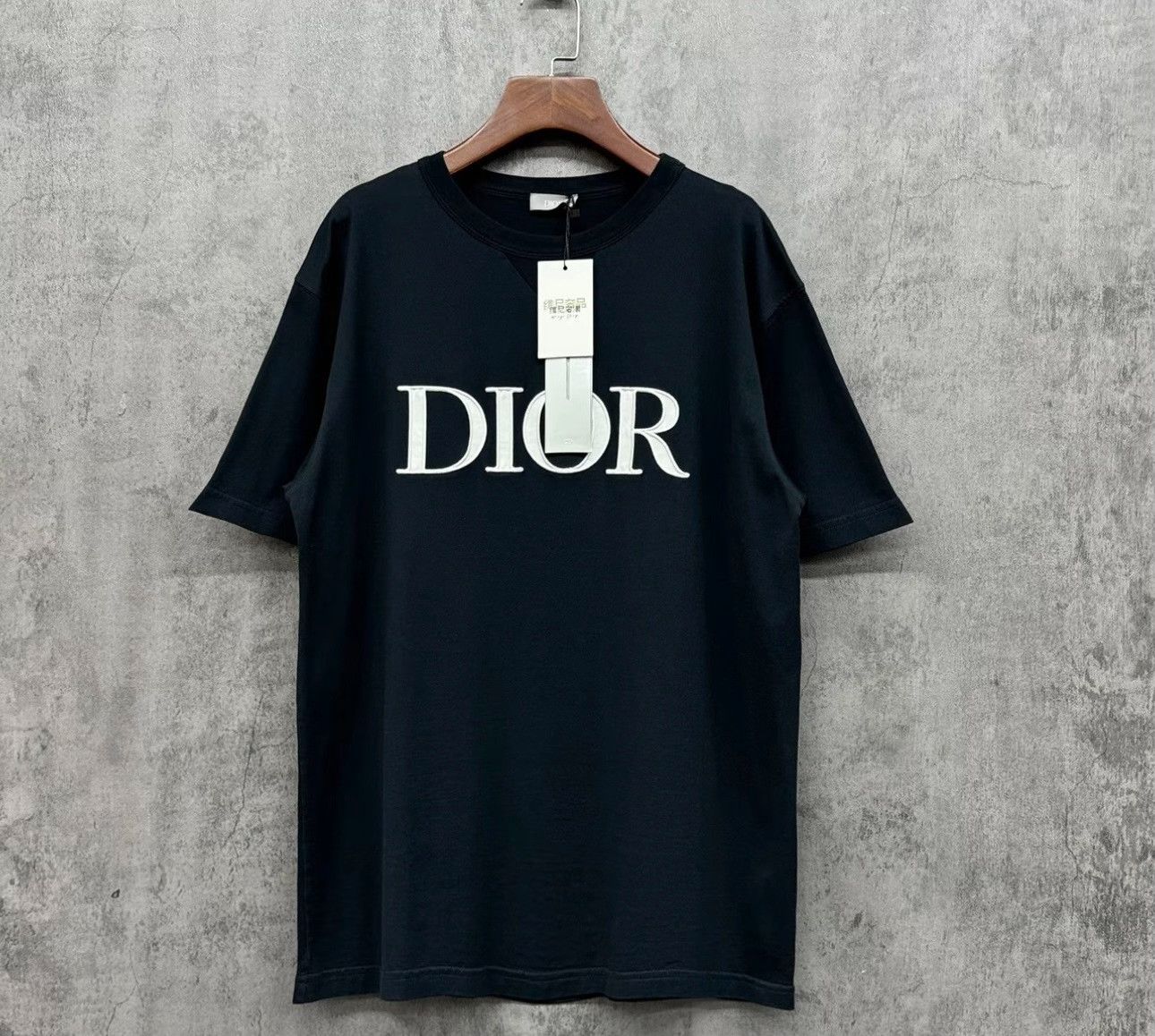 Dior Dior Embroidered Logo T-Shirt Size L Size US L / EU 52-54 / 3 - 2 Thumbnail