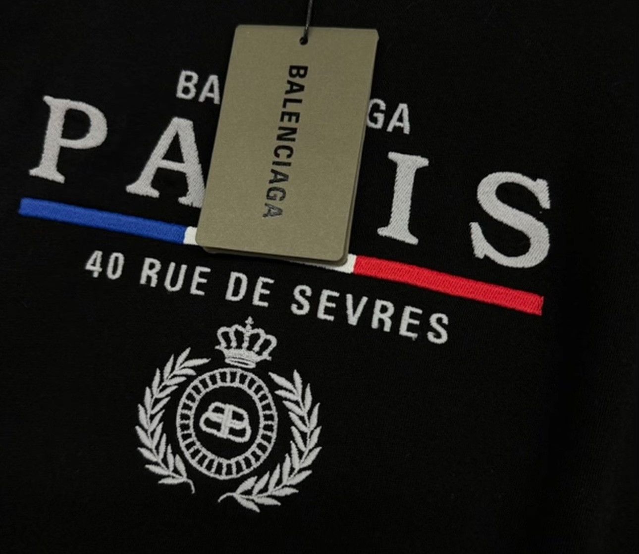 Balenciaga Balenciaga Paris Embroidery T-Shirt Size L Size US L / EU 52-54 / 3 - 5 Thumbnail
