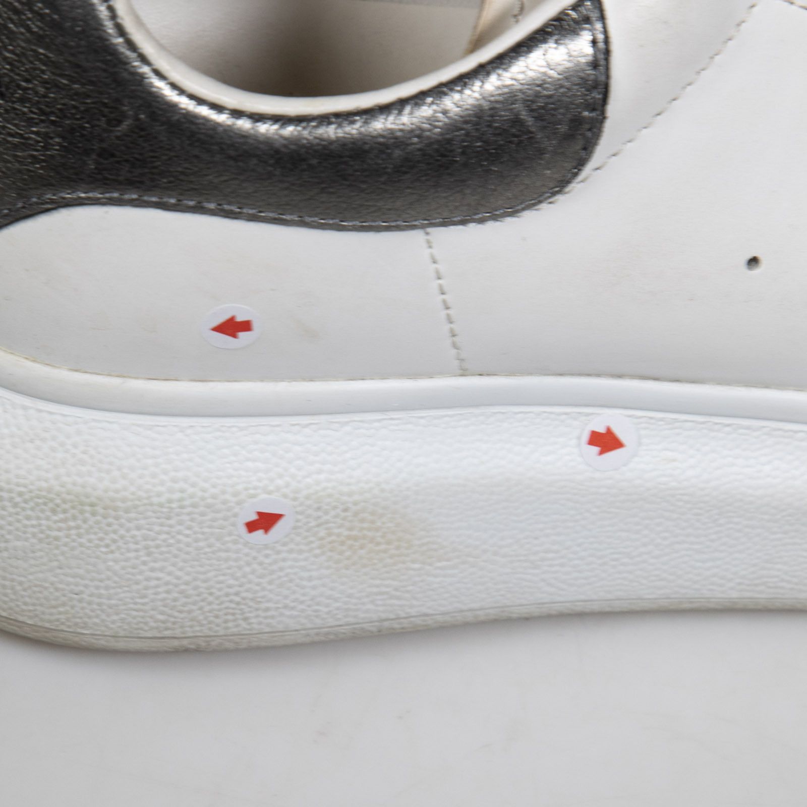 Alexander McQueen White Oversized Leather Trainers Size US 6 / IT 36 - 10 Thumbnail