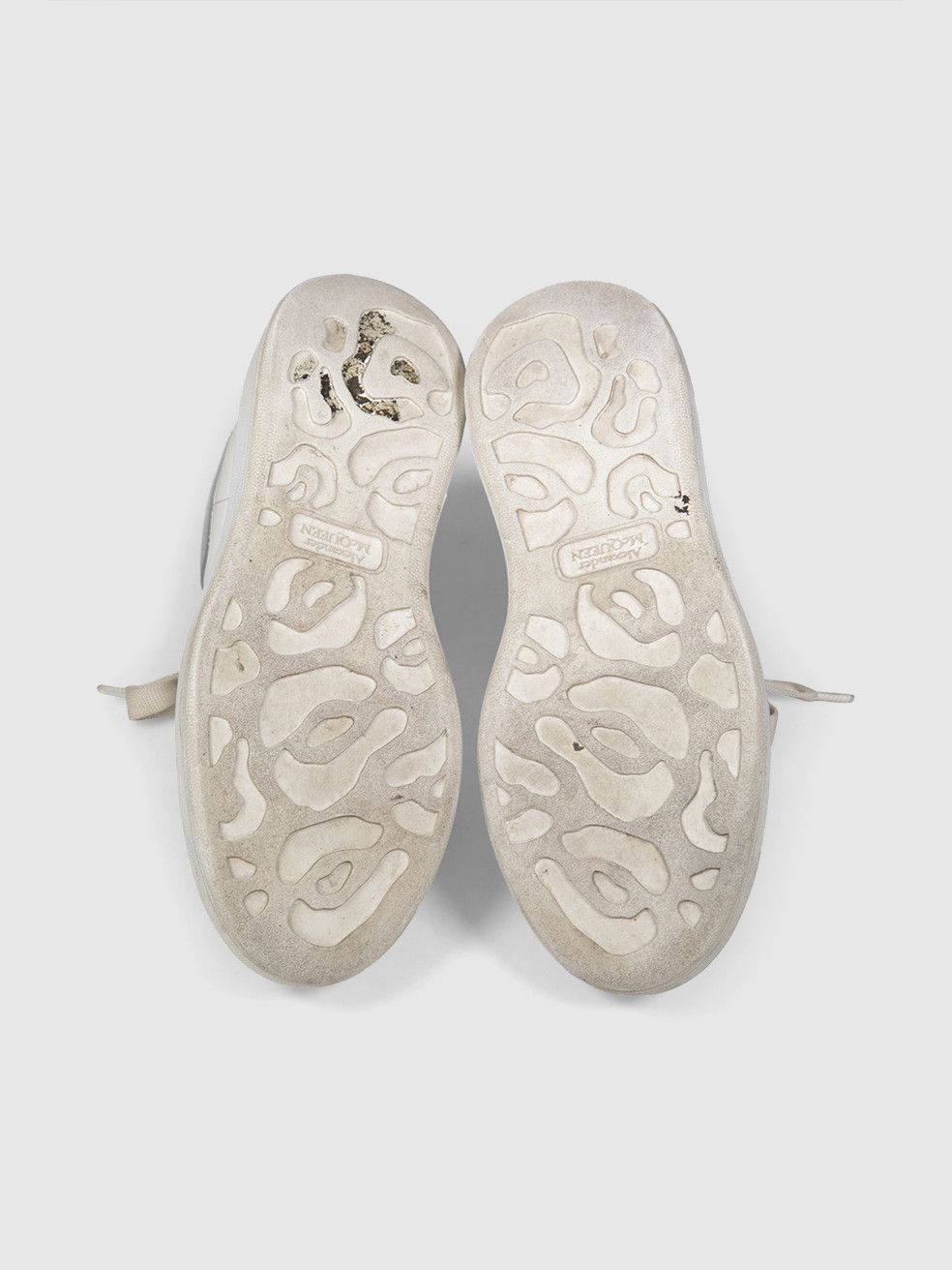 Alexander McQueen White Oversized Leather Trainers Size US 6 / IT 36 - 4 Thumbnail