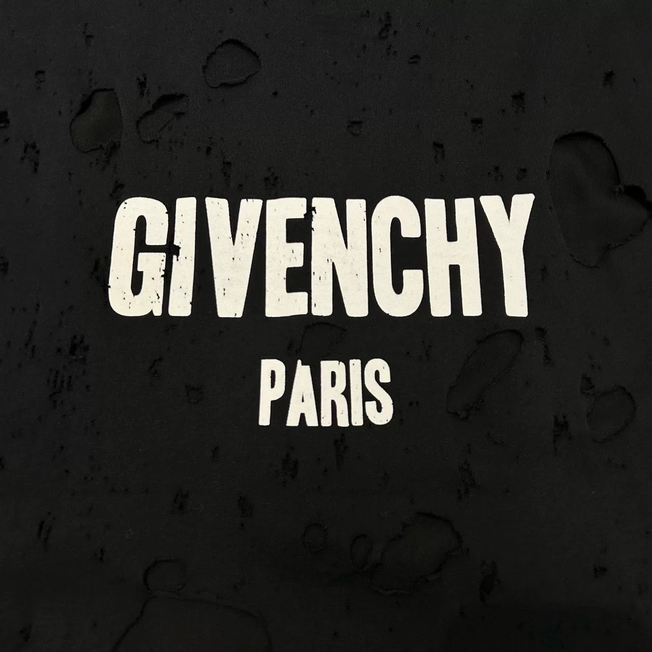 Givenchy Givenchy Distressed Logo T-Shirt Size XXS Size US XXS / EU 40 - 4 Thumbnail