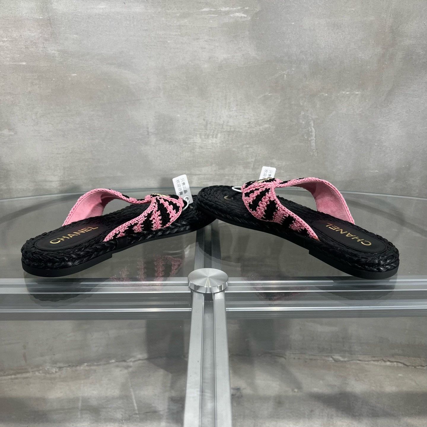 Chanel Chanel Woven CC Logo Sandals Size 36 Size US 5 / IT 35 - 6 Thumbnail