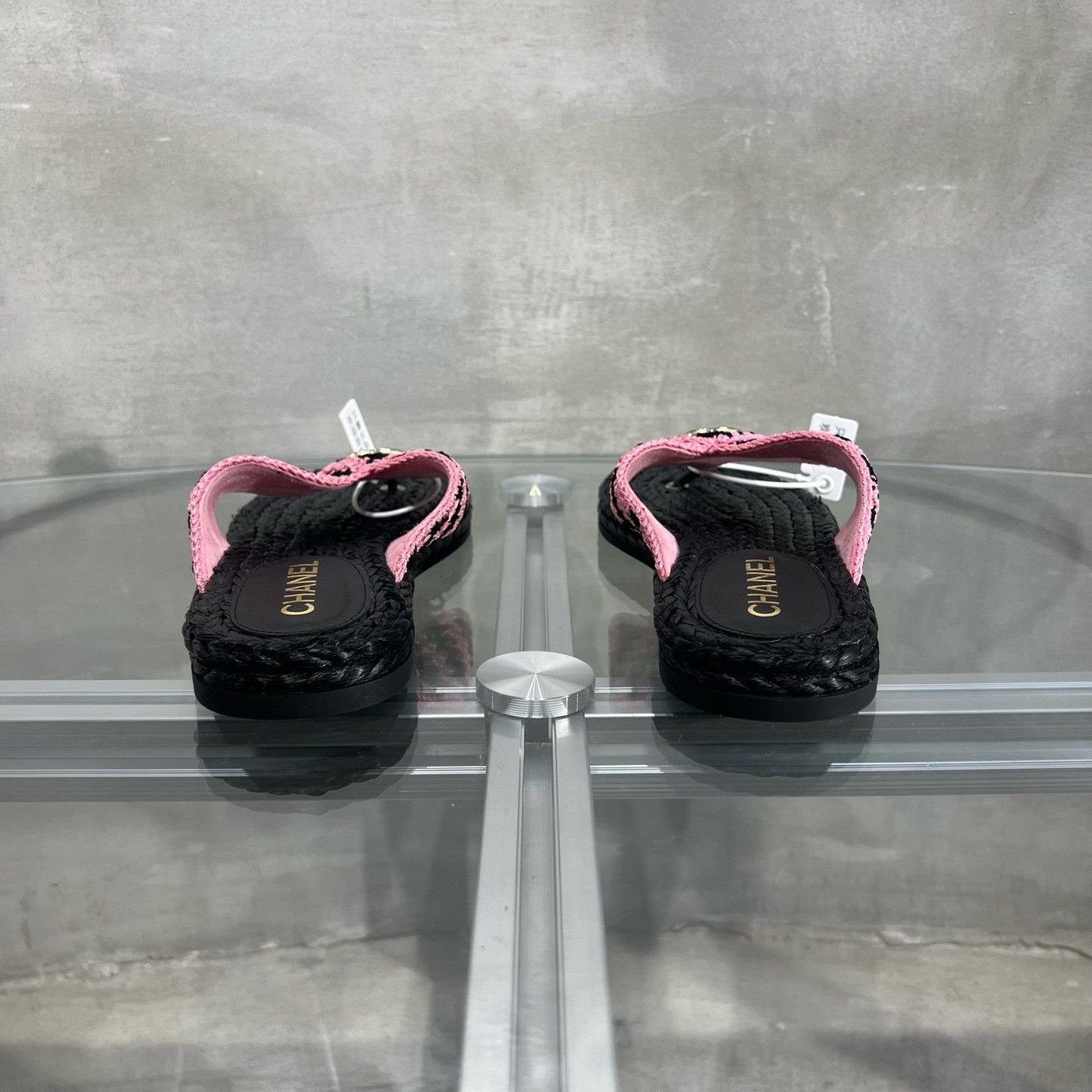 Chanel Chanel Woven CC Logo Sandals Size 36 Size US 5 / IT 35 - 7 Thumbnail