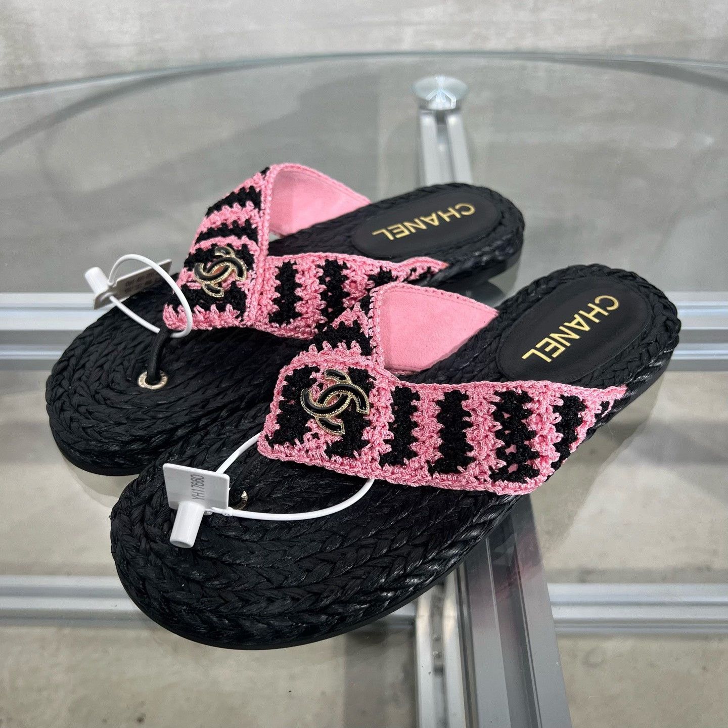 Chanel Chanel Woven CC Logo Sandals Size 36 Size US 5 / IT 35 - 2 Thumbnail