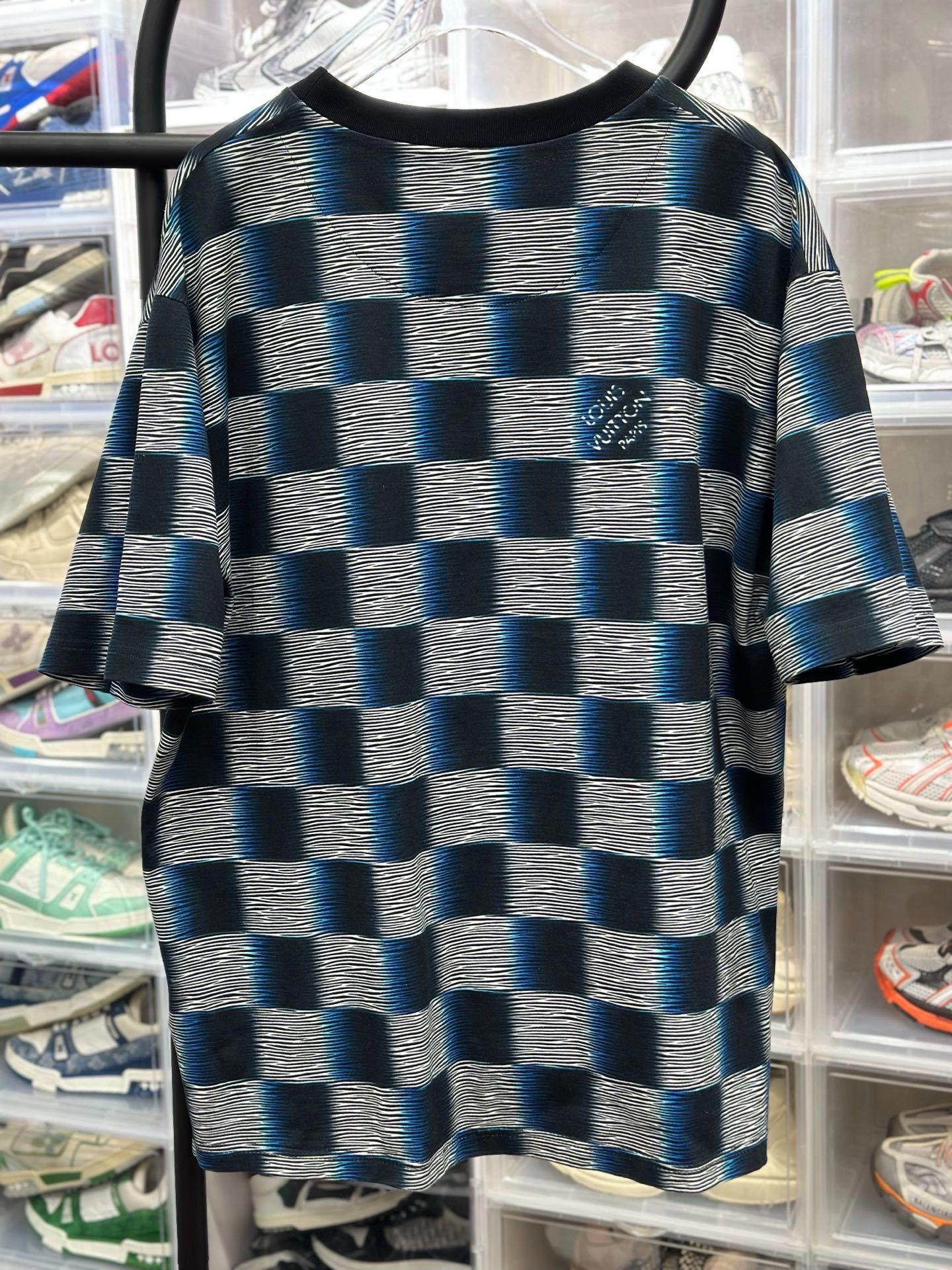 Louis Vuitton Louis Vuitton Graphic Checkered Short Sleeve T-Shirt Size XX Size US XXL / EU 58 / 5 - 3 Thumbnail