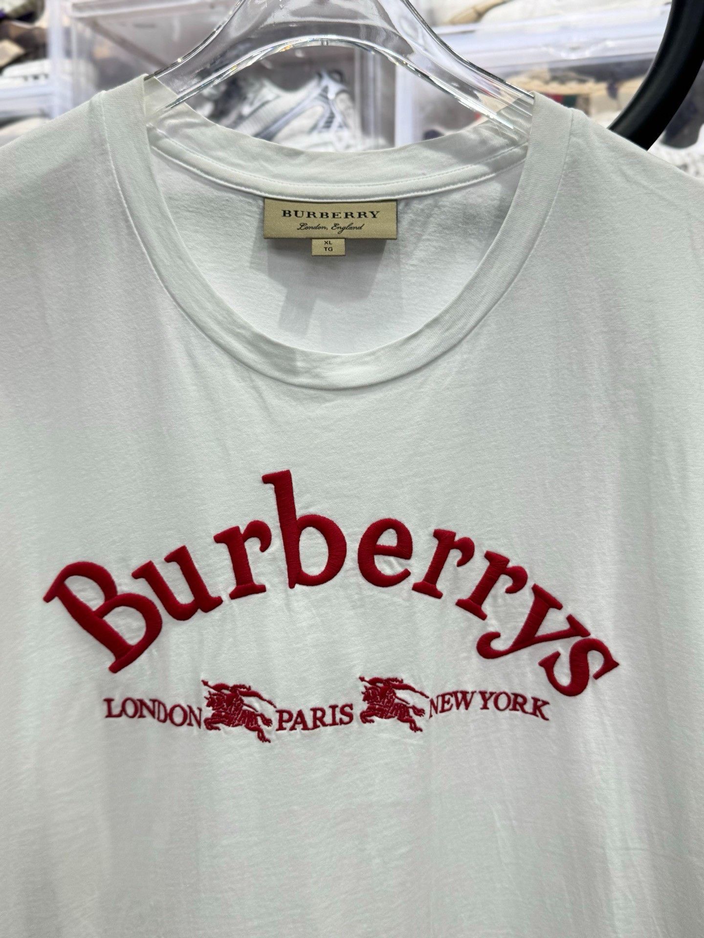 Burberry Burberry Logo Embroidery T-Shirt Size XL Size US XL / EU 56 / 4 - 4 Thumbnail