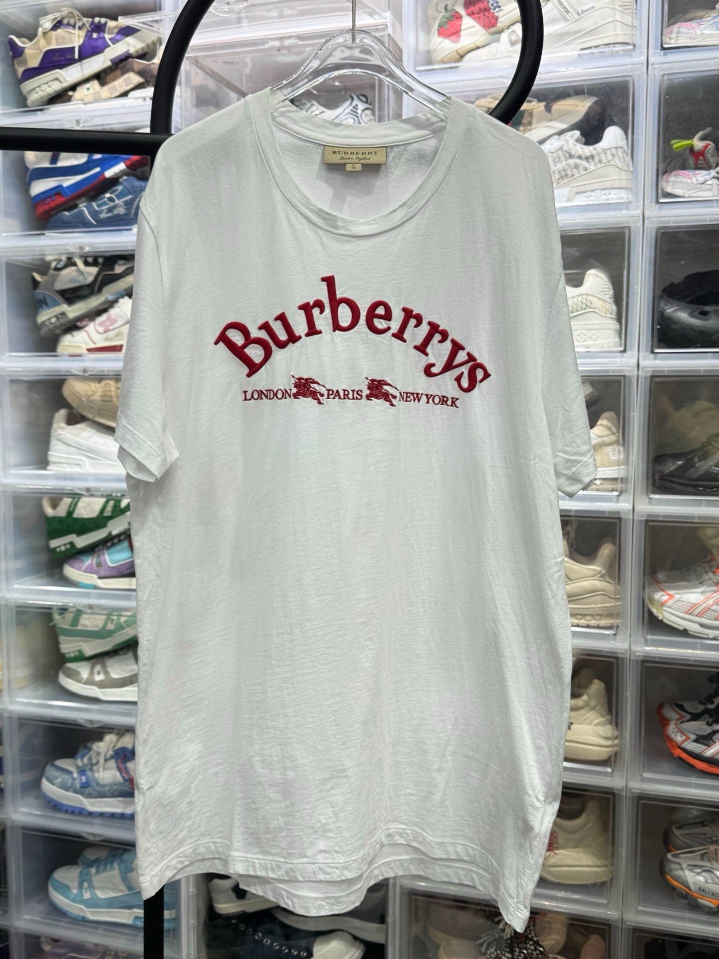 Burberry Burberry Logo Embroidery T-Shirt Size XL Size US XL / EU 56 / 4 - 2 Thumbnail