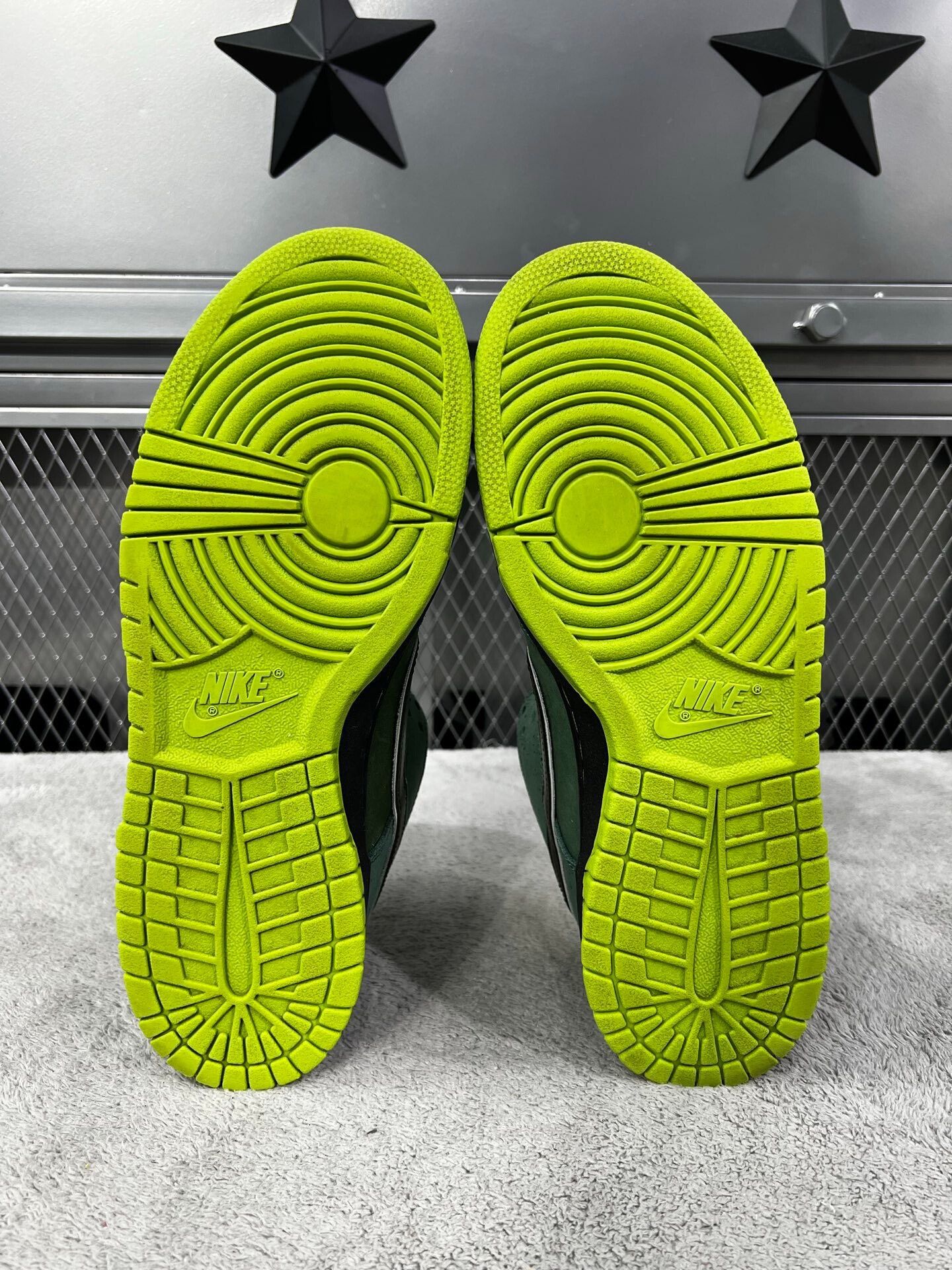 Nike Nike x Concepts Green Lobster Dunk Low Size 9.5 Size US 9.5 / EU 42-43 - 6 Thumbnail