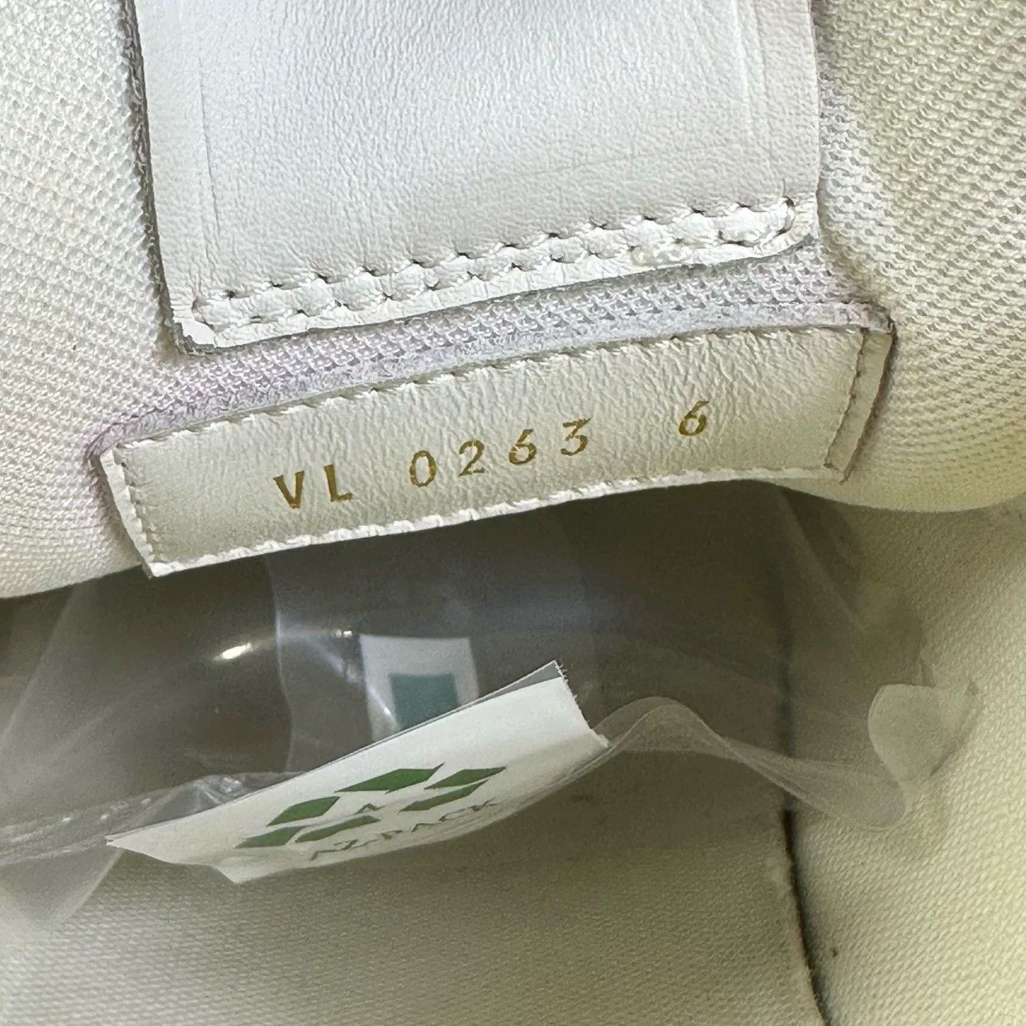 Louis Vuitton Louis Vuitton Trainer Orange Check Sneakers Size 7 Size US 7 / EU 40 - 10 Thumbnail