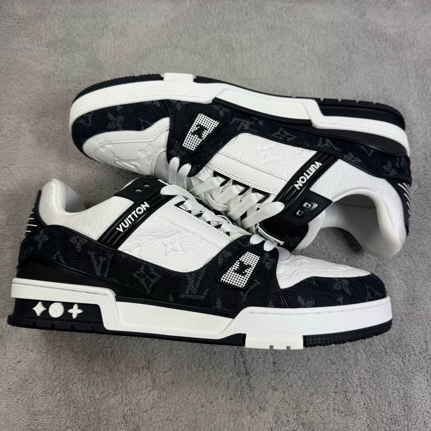 Louis Vuitton Louis Vuitton Monogram Trainer Sneakers Size 10 Size US 10 / EU 43 - 5 Thumbnail