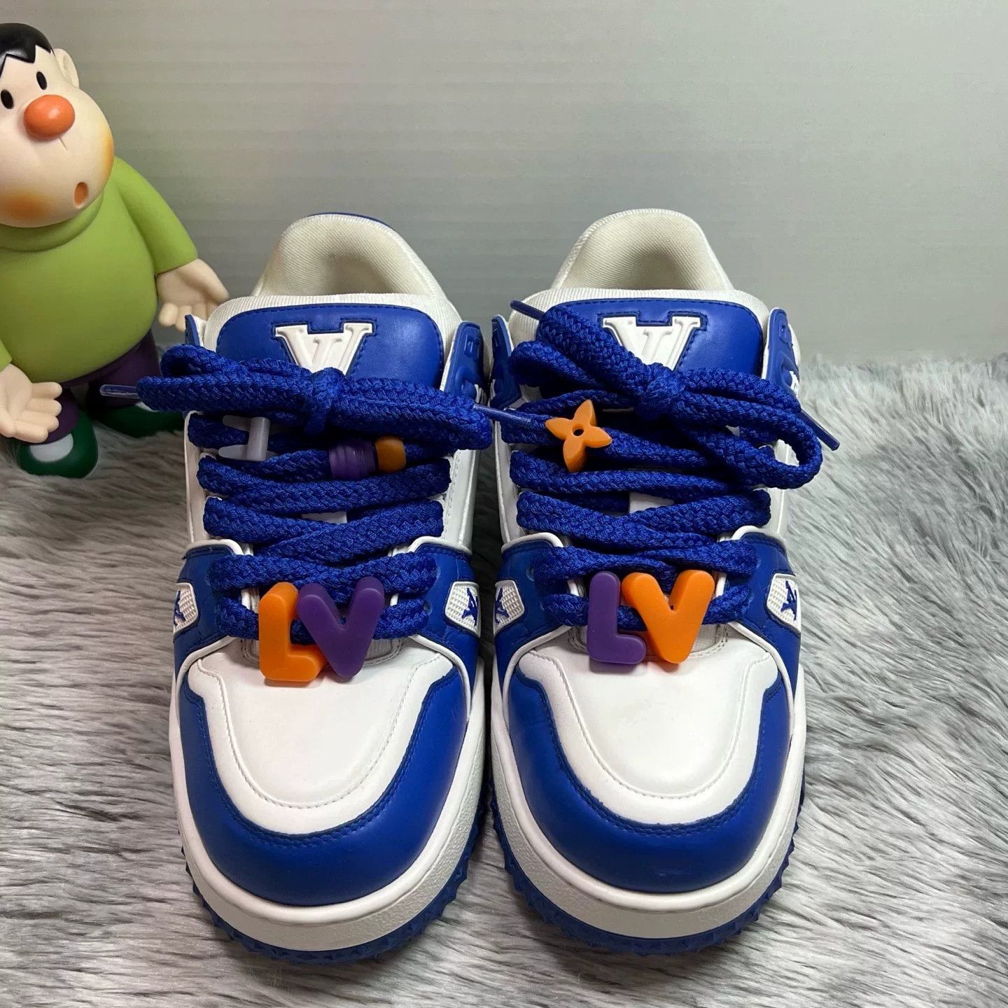 Louis Vuitton Louis Vuitton Trainer Maxi Sneakers Blue White Size 8 Size US 8 / EU 41 - 3 Thumbnail