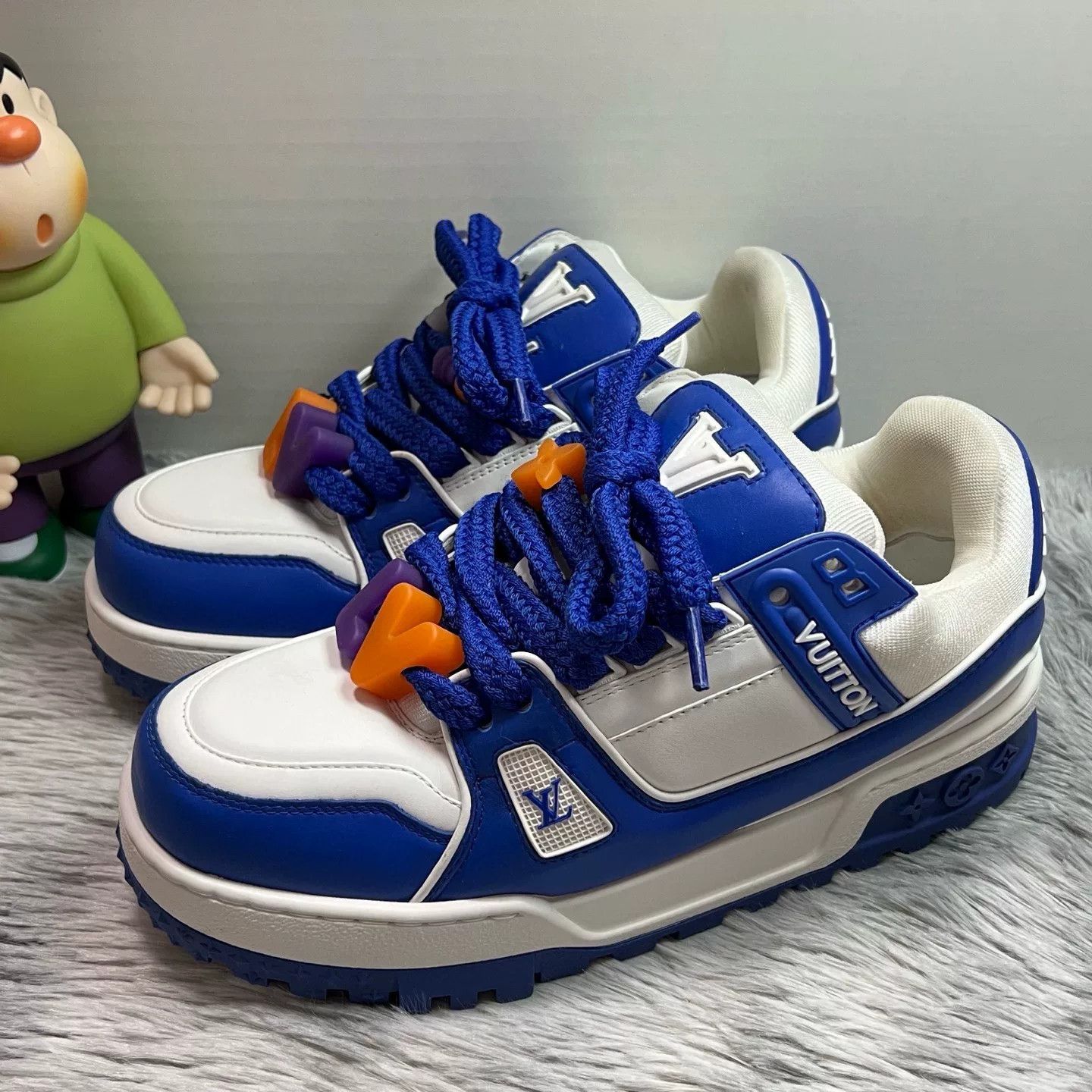 Louis Vuitton Louis Vuitton Trainer Maxi Sneakers Blue White Size 8 Size US 8 / EU 41 - 2 Thumbnail