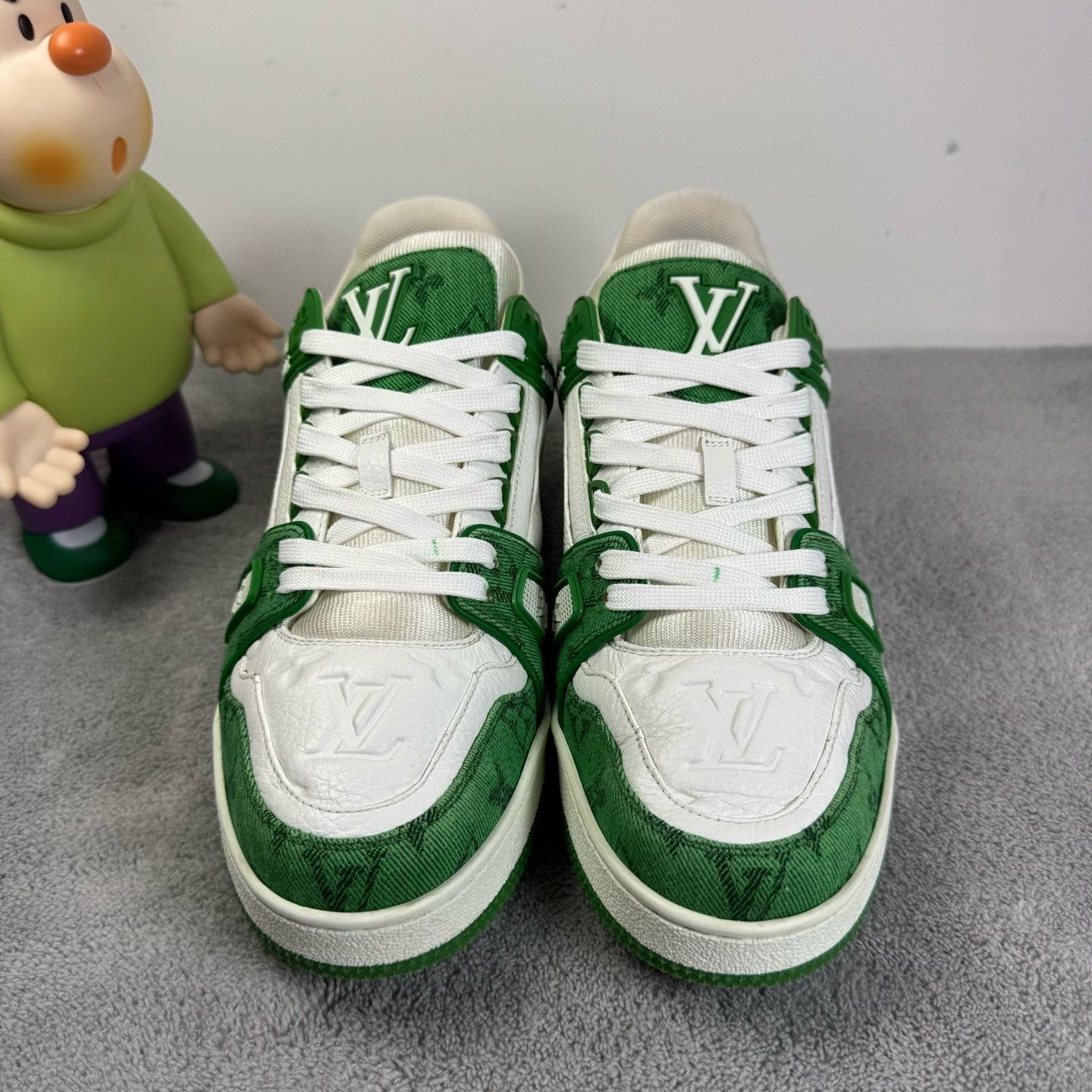 Louis Vuitton Louis Vuitton Green Monogram Trainer Sneakers US 7 Size US 7 / EU 40 - 3 Thumbnail