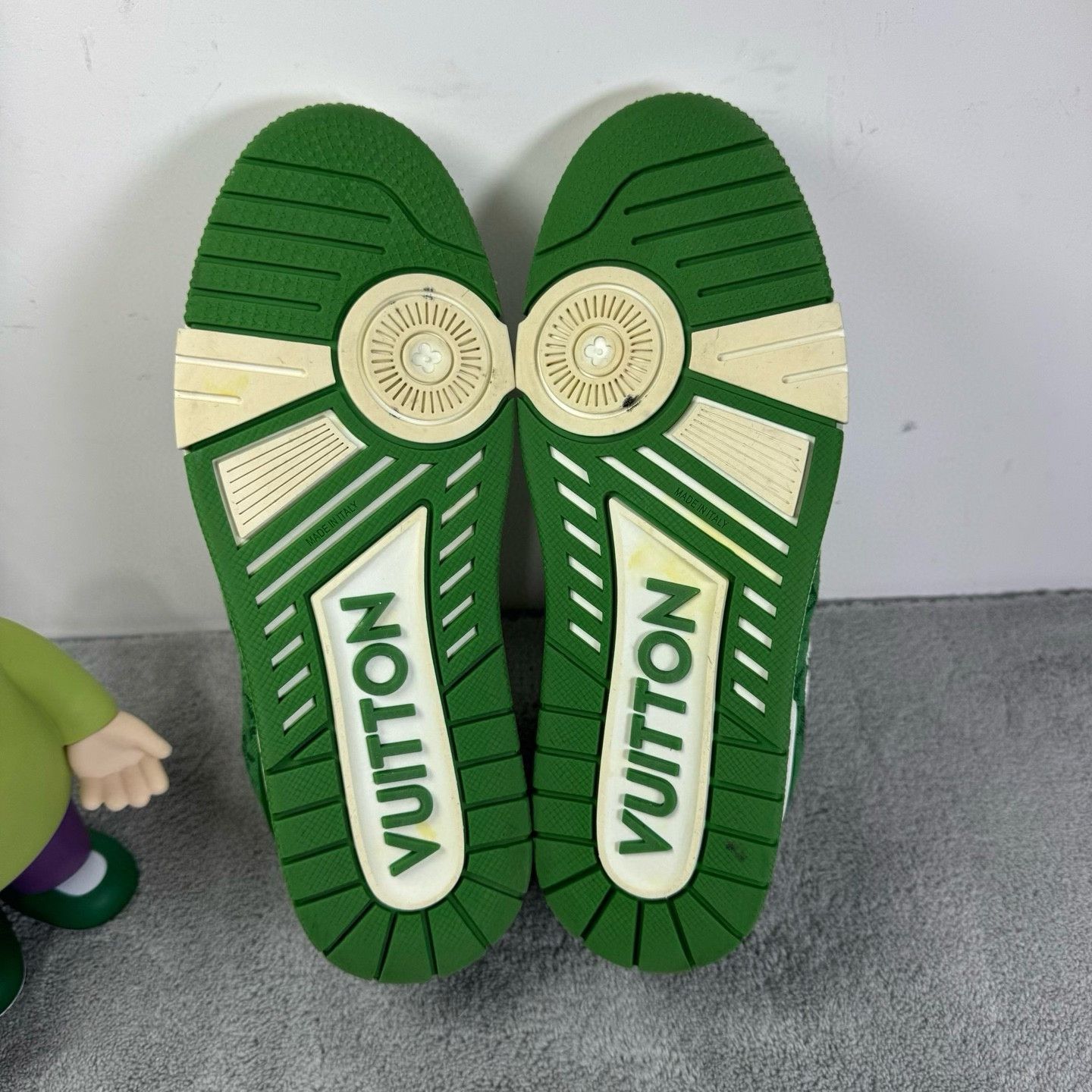 Louis Vuitton Louis Vuitton Green Monogram Trainer Sneakers US 7 Size US 7 / EU 40 - 6 Thumbnail