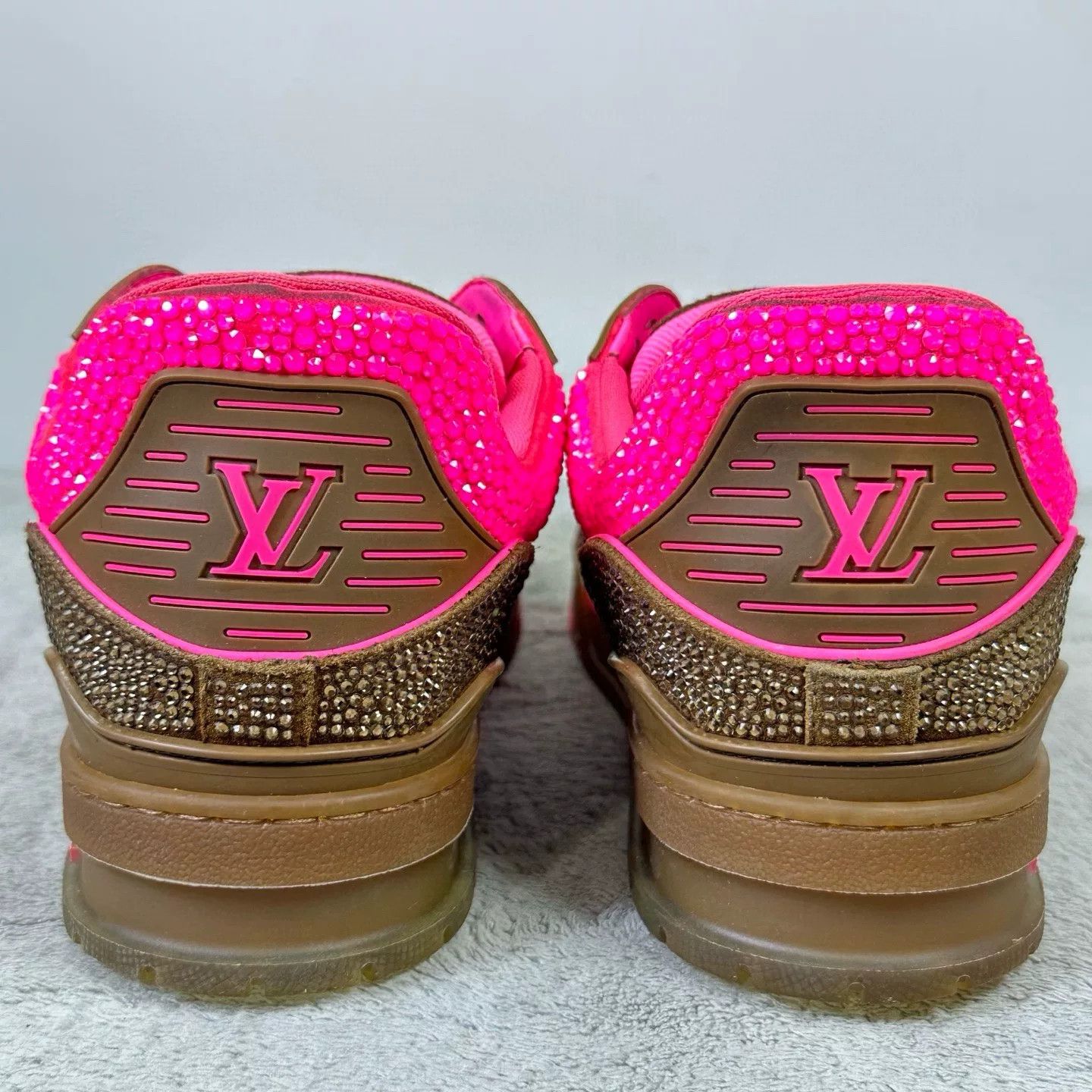 Louis Vuitton Louis Vuitton Rhinestone Trainer Sneakers Size 10 Size US 10 / EU 43 - 6 Thumbnail