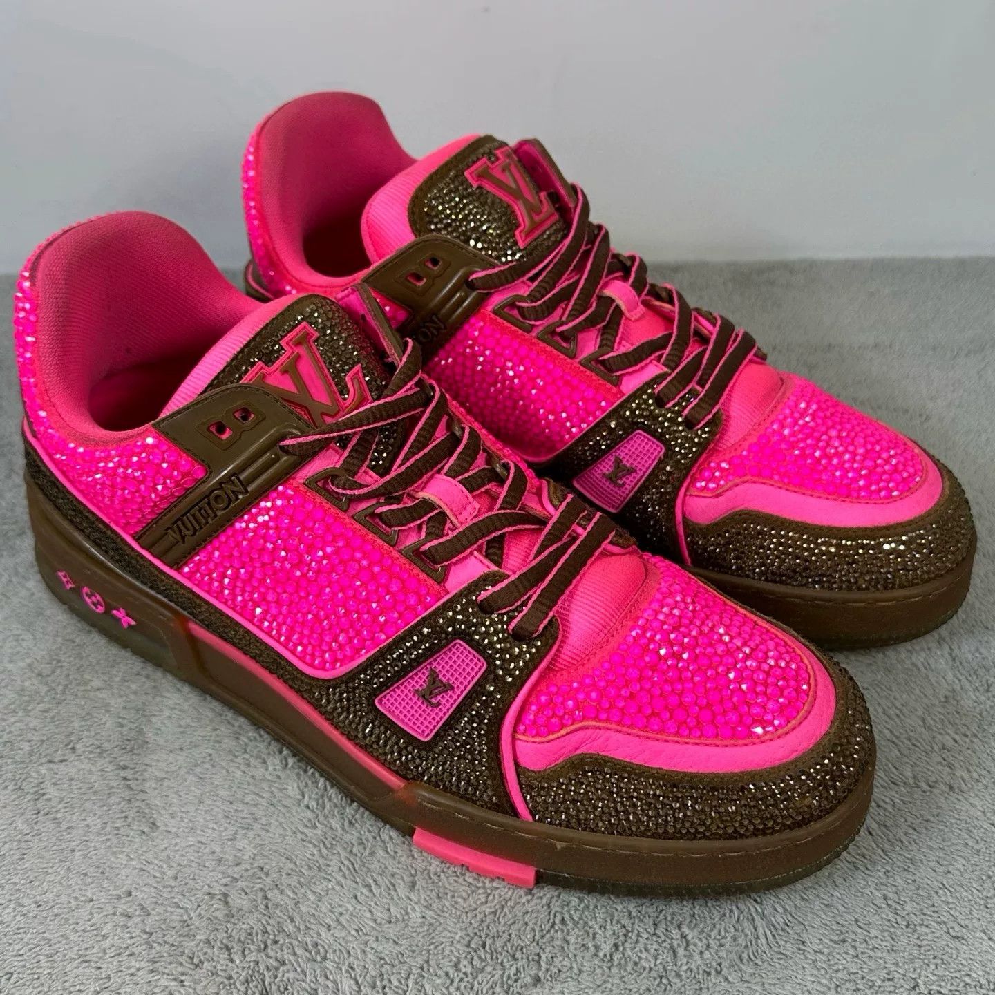 Louis Vuitton Louis Vuitton Rhinestone Trainer Sneakers Size 10 Size US 10 / EU 43 - 4 Thumbnail