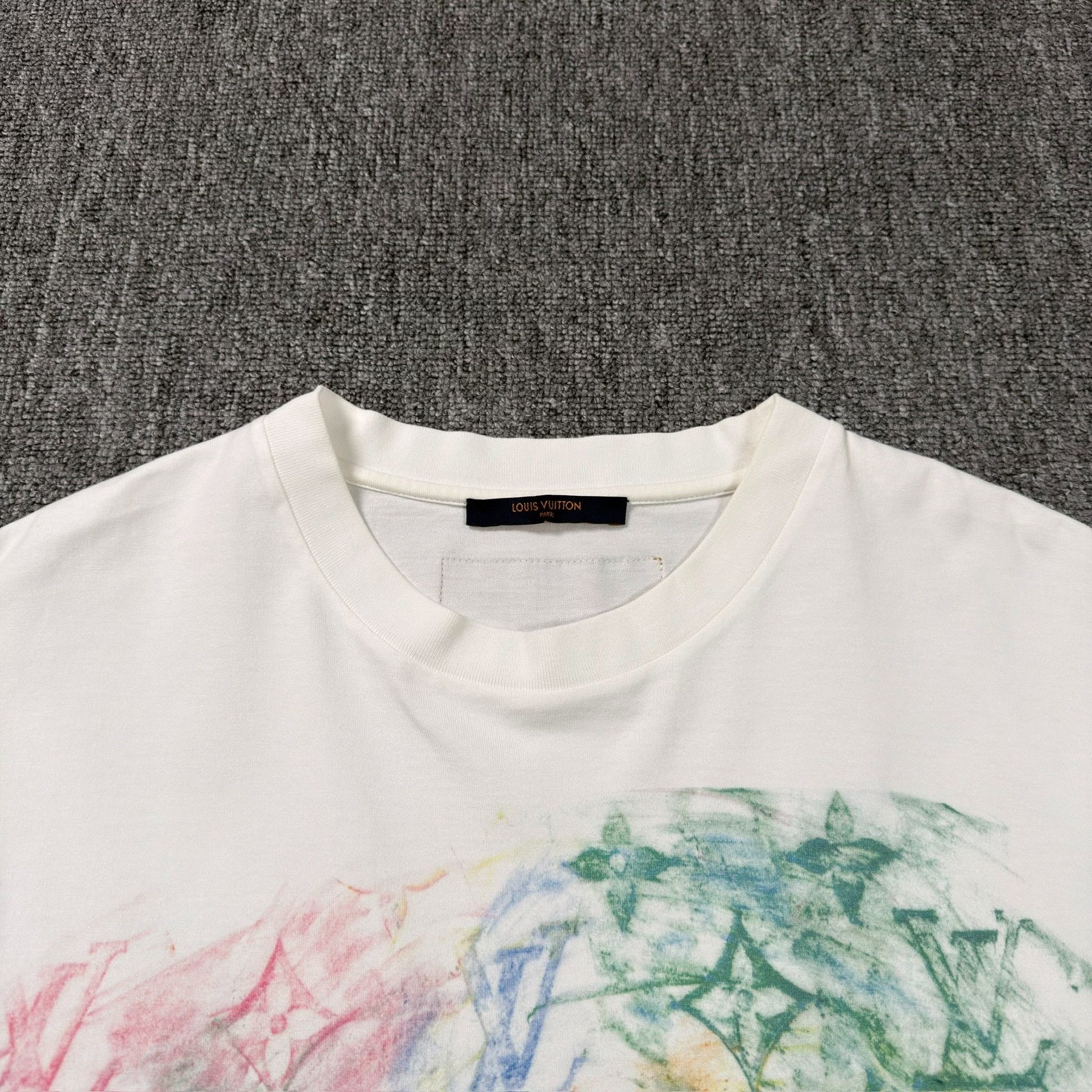 Louis Vuitton Louis Vuitton Crayon Monogram Printed T-Shirt Size XL Size US XL / EU 56 / 4 - 3 Thumbnail