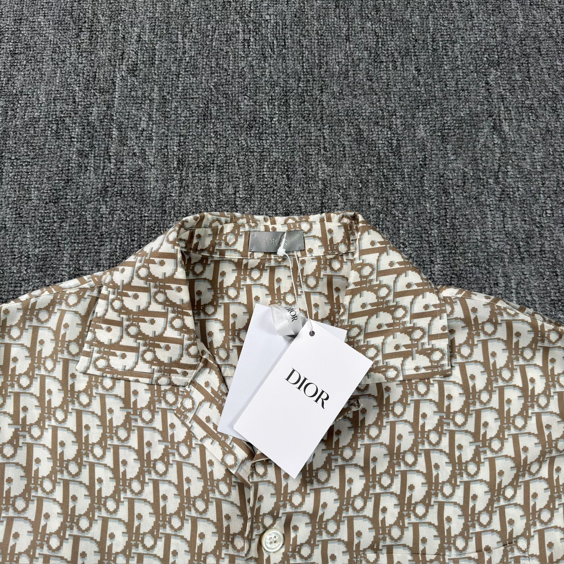 Dior Dior Oblique Silk Button Up Shirt Size M Size US M / EU 48-50 / 2 - 3 Thumbnail