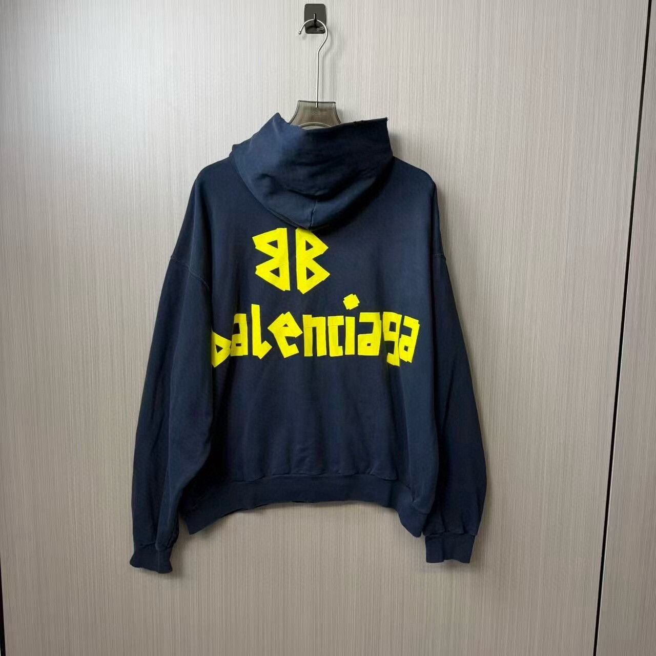 Balenciaga Balenciaga Logo Print Hoodie Size S Size US S / EU 44-46 / 1 - 3 Thumbnail