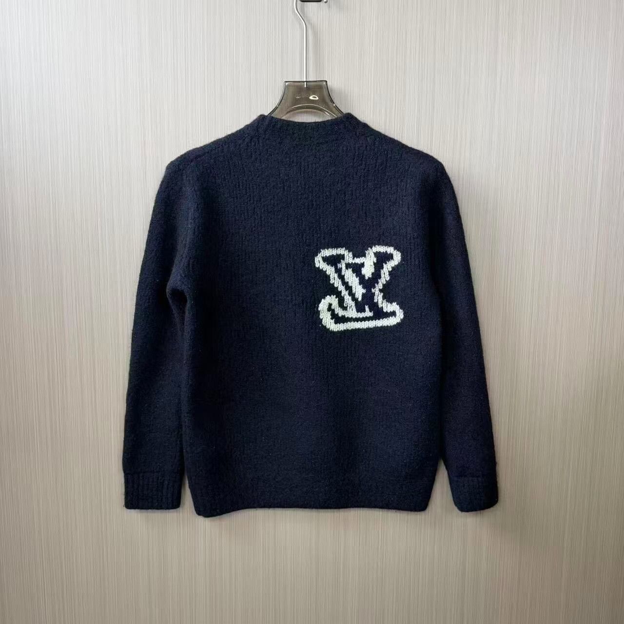 Louis Vuitton Louis Vuitton Logo Sweater Size S Size US S / EU 44-46 / 1 - 3 Thumbnail