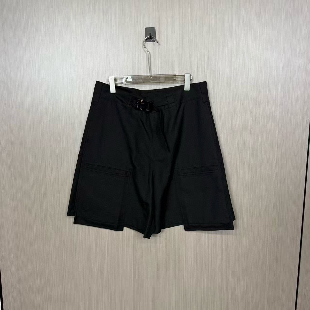 Dior Dior Buckle Shorts Size 50 Size US 34 / EU 50 - 2 Thumbnail