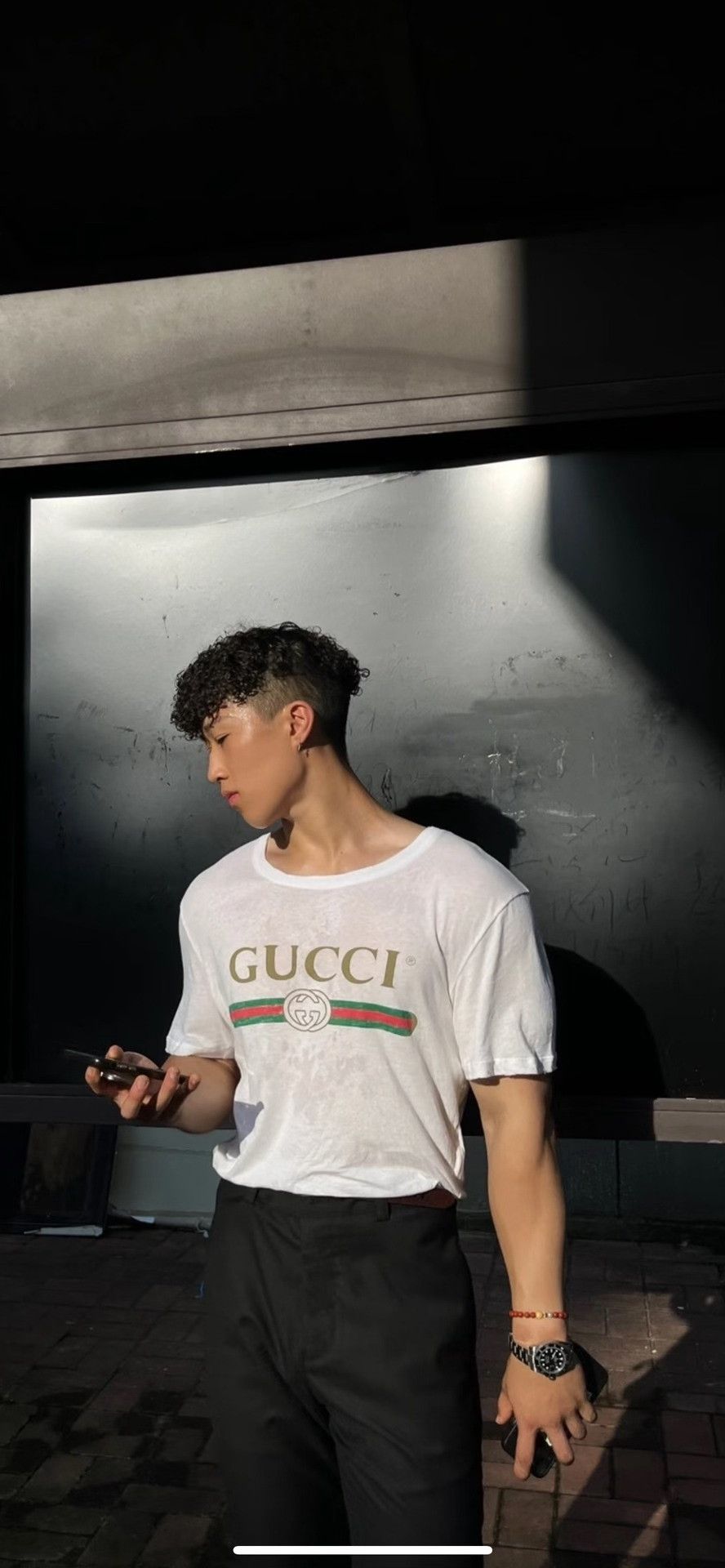 Gucci Gucci Logo Web Stripe T-Shirt Size S Size US S / EU 44-46 / 1 - 10 Thumbnail