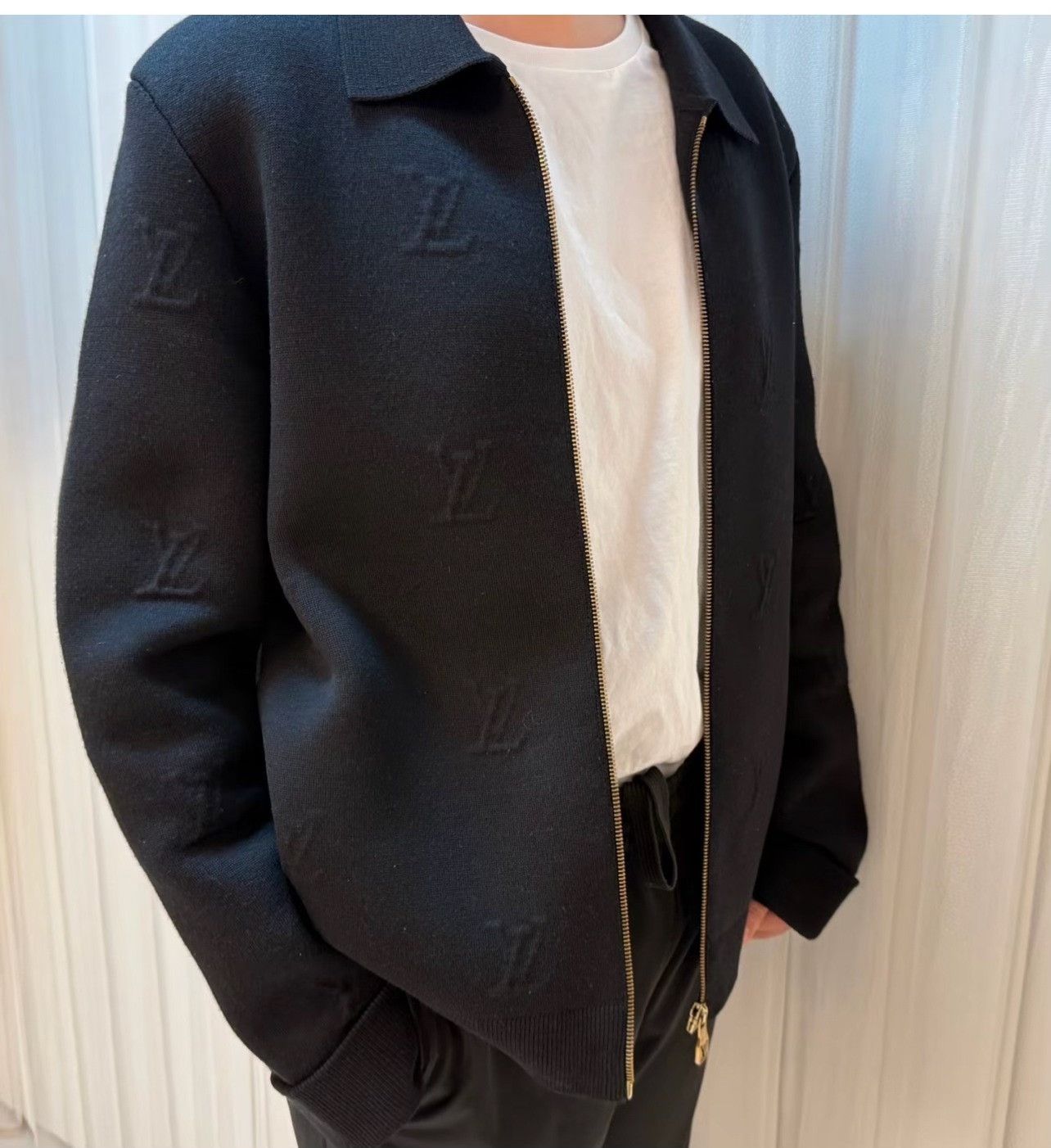 Louis Vuitton Louis Vuitton Monogram Wool Zip Jacket Size M Size US M / EU 48-50 / 2 - 8 Thumbnail