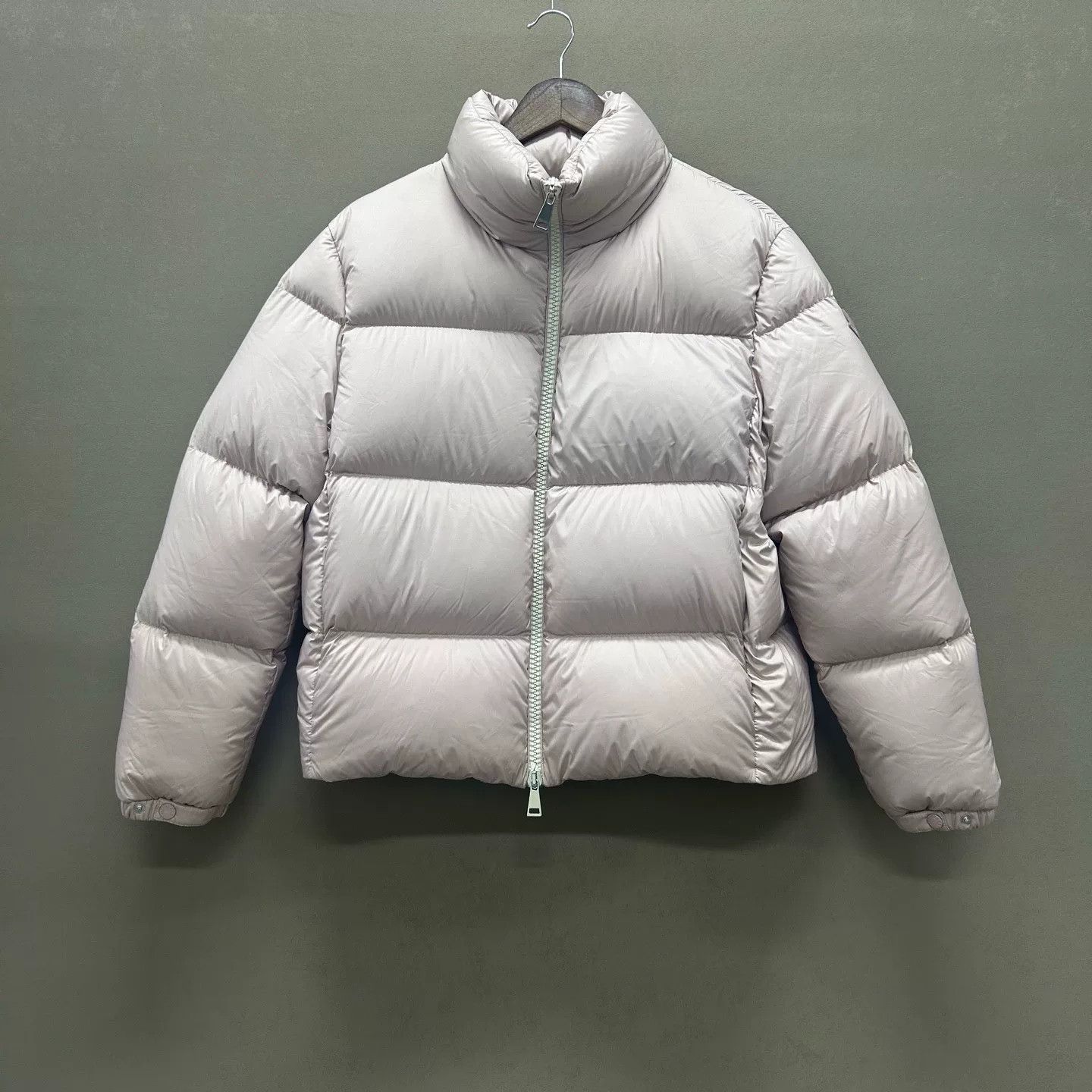 Moncler Moncler Pink Puffer Down Jacket Size 2 Size M / US 6-8 / IT 42-44 - 2 Thumbnail