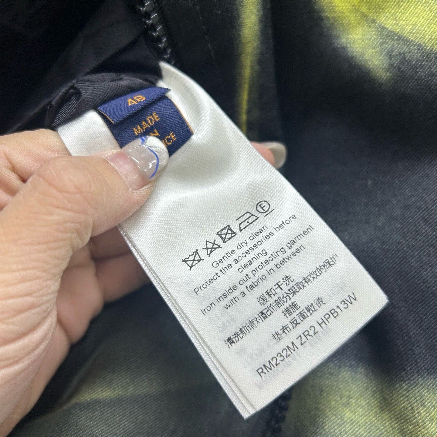 Louis Vuitton Louis Vuitton Green Logo Bomber Jacket Size 48 Size US M / EU 48-50 / 2 - 5 Thumbnail