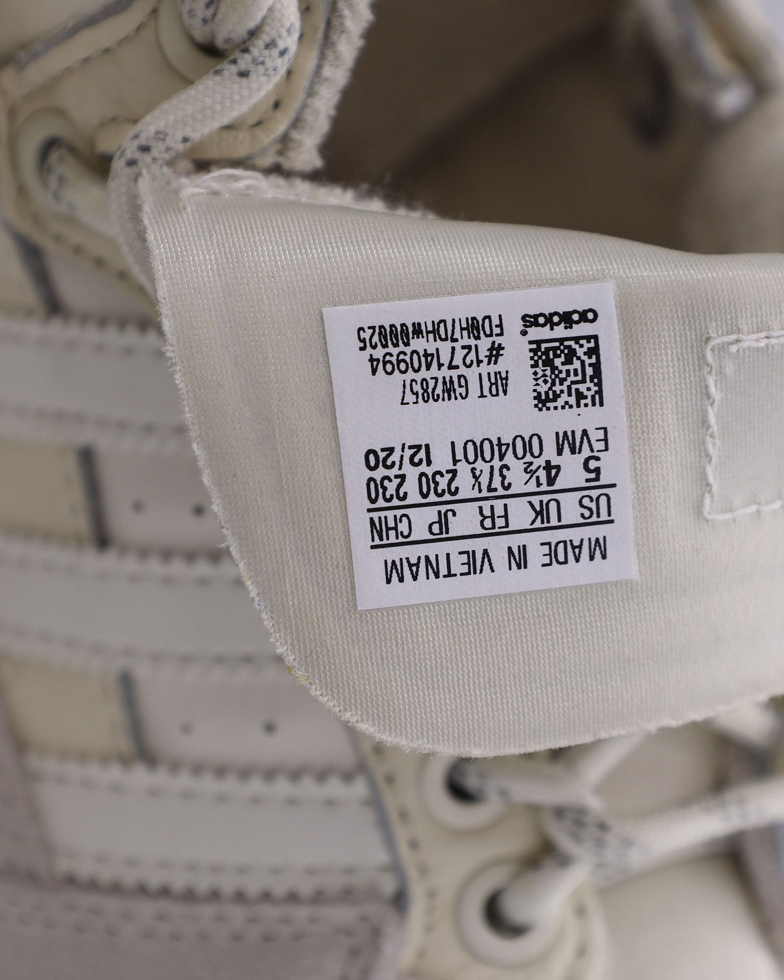 Adidas Adidas x Ivy Park Forum Mid 'Icy Park' Sneakers in Cream Lea Size US 6 / IT 36 - 8 Thumbnail