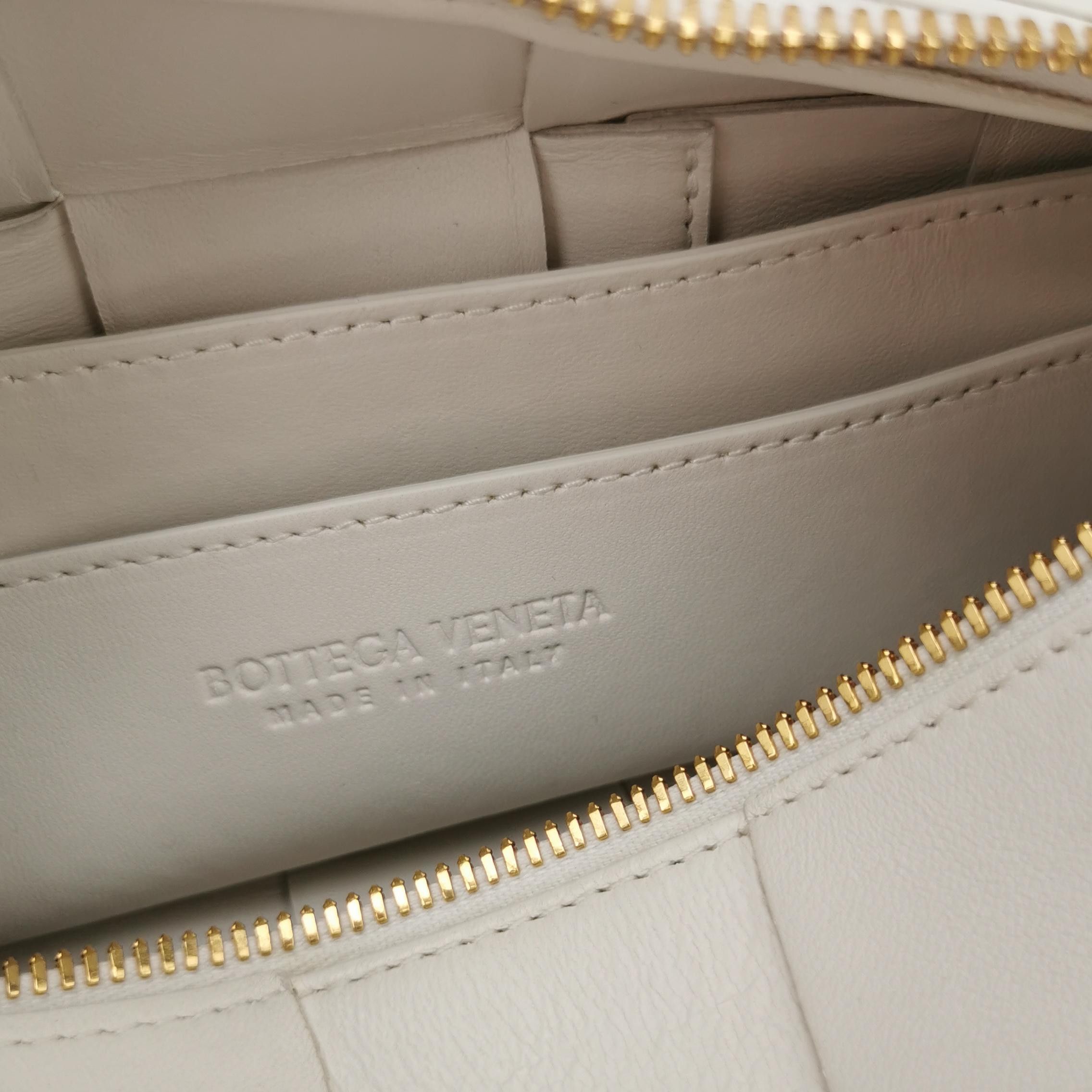 Bottega Veneta Bottega Veneta Women os Shoulder Bags Size ONE SIZE - 8 Thumbnail