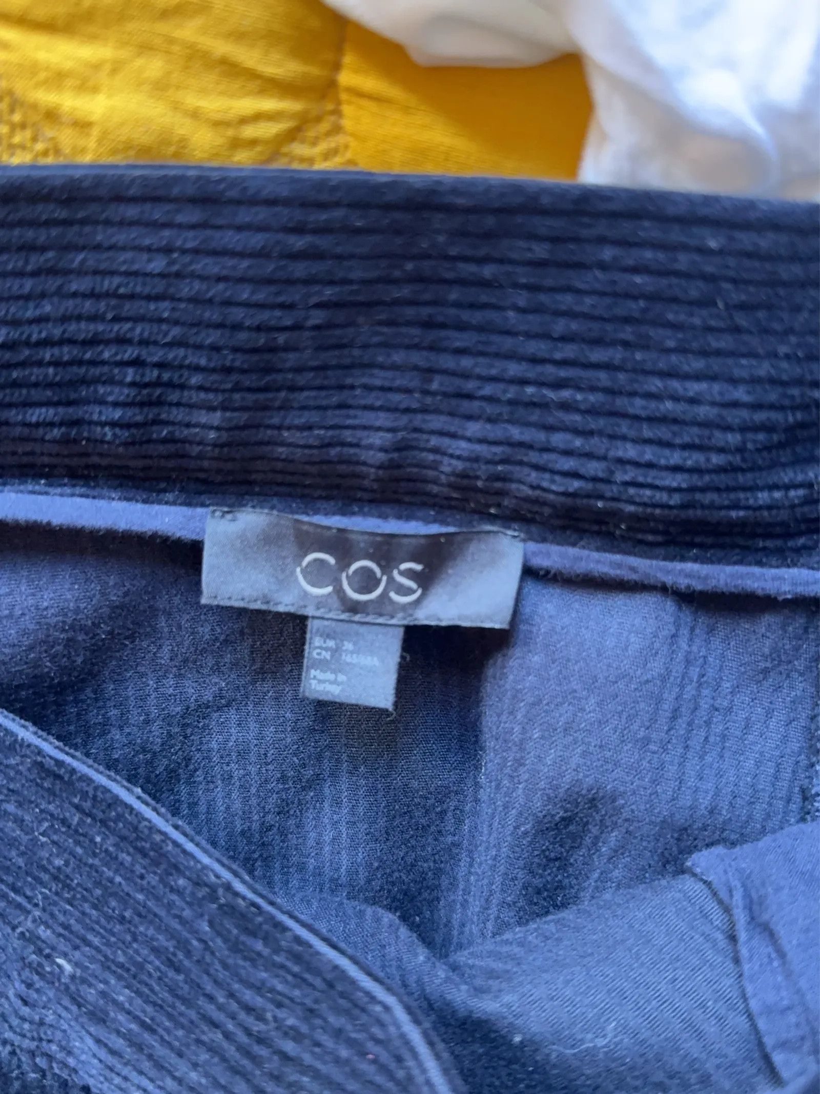 Cos Cos Skirt Size 26" / US 2 / IT 38 - 2 Thumbnail