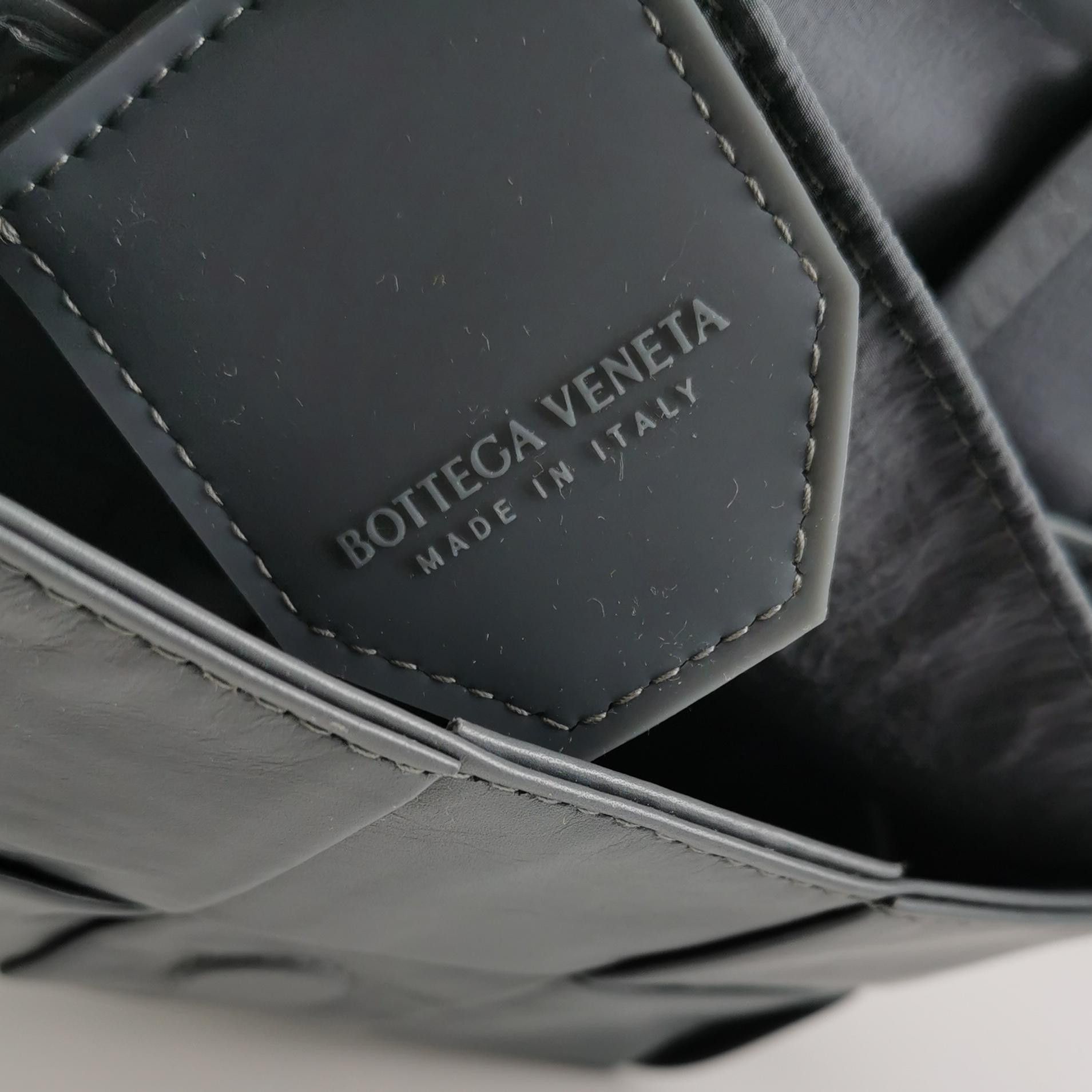 Bottega Veneta Bottega Veneta Women os Shoulder Bags Size ONE SIZE - 8 Thumbnail