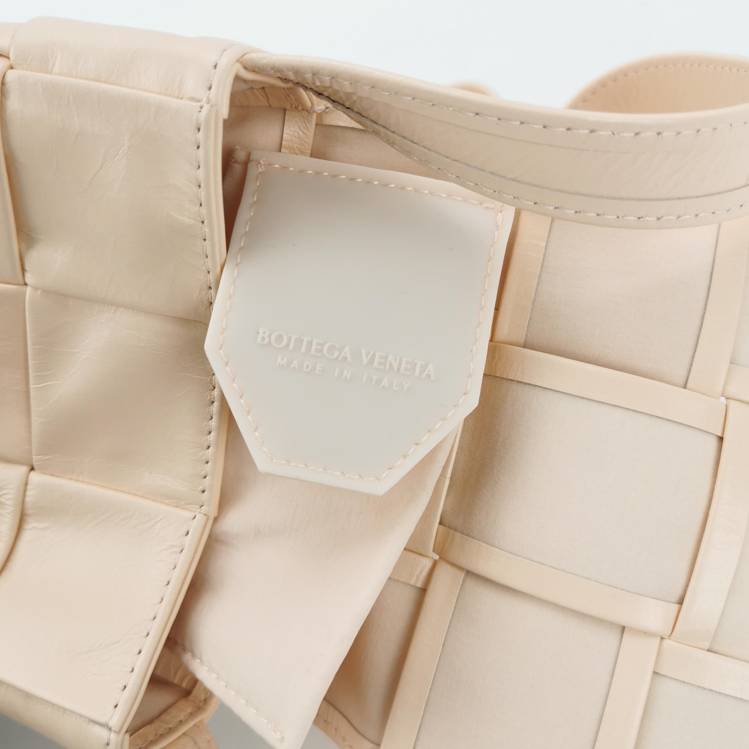 Bottega Veneta Bottega Veneta Women os Shoulder Bags Size ONE SIZE - 8 Thumbnail
