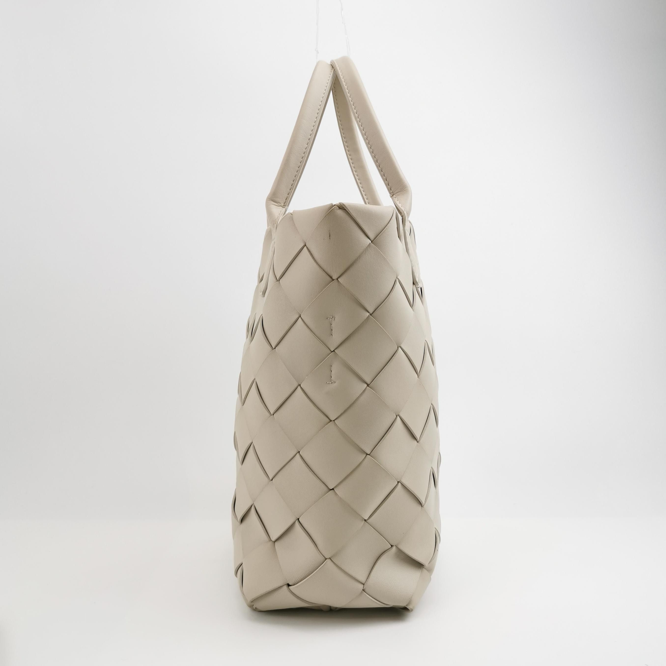 Bottega Veneta Bottega Veneta Women os Shoulder Bags Size ONE SIZE - 5 Thumbnail