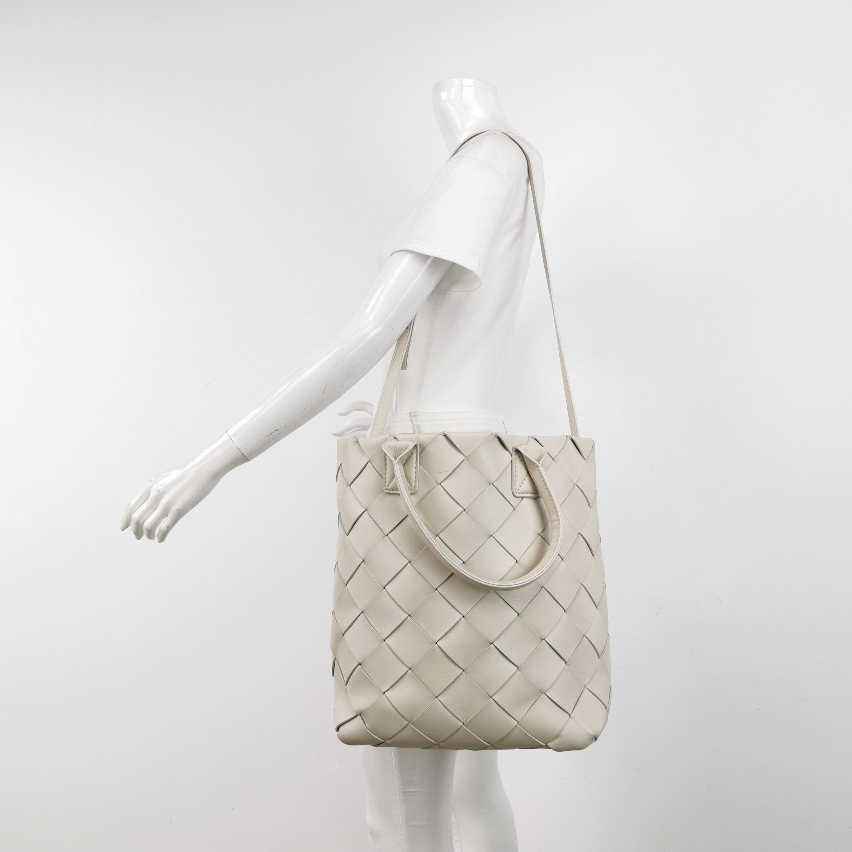 Bottega Veneta Bottega Veneta Women os Shoulder Bags Size ONE SIZE - 2 Thumbnail